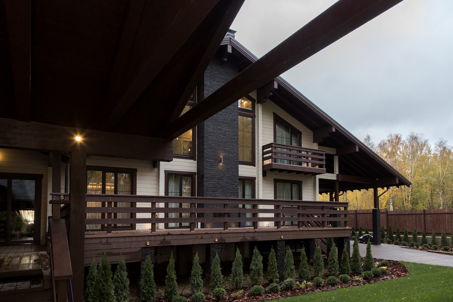 Шале на реке Истра