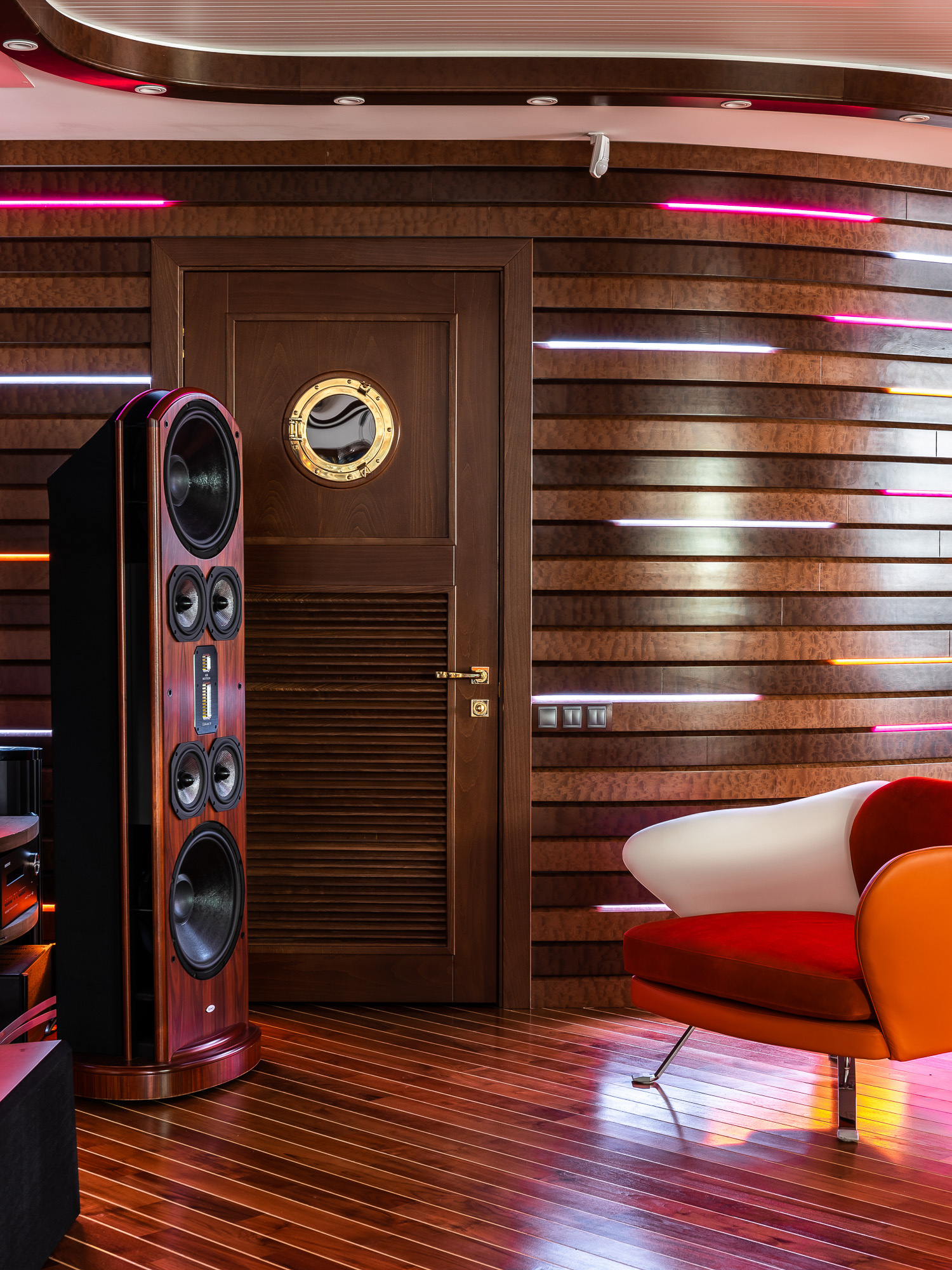 Отделка интерьера в яхтенном стиле