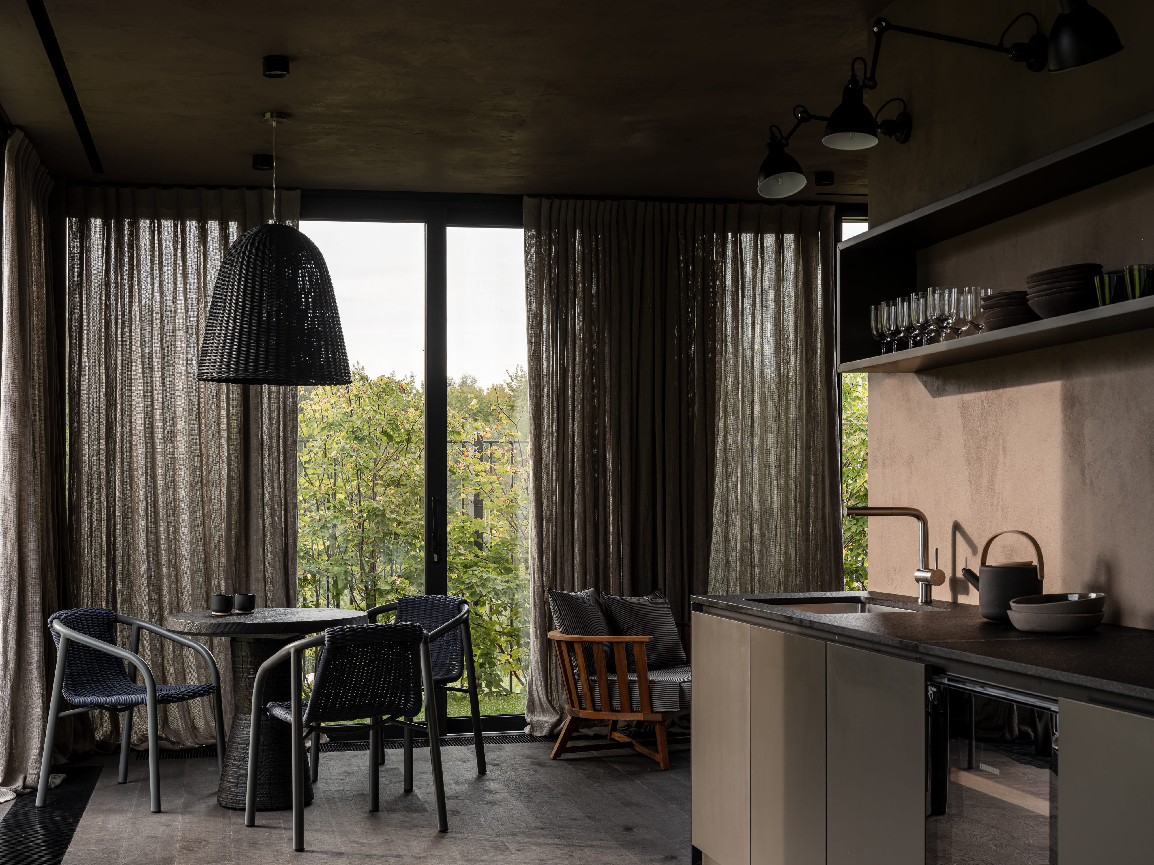 Загородный дом Площадь: 450 м².  Срок реализации: 18 месяцев.  Исполнитель: Монтажстрой. Автор проекта: Маслова Наталья 3L Design