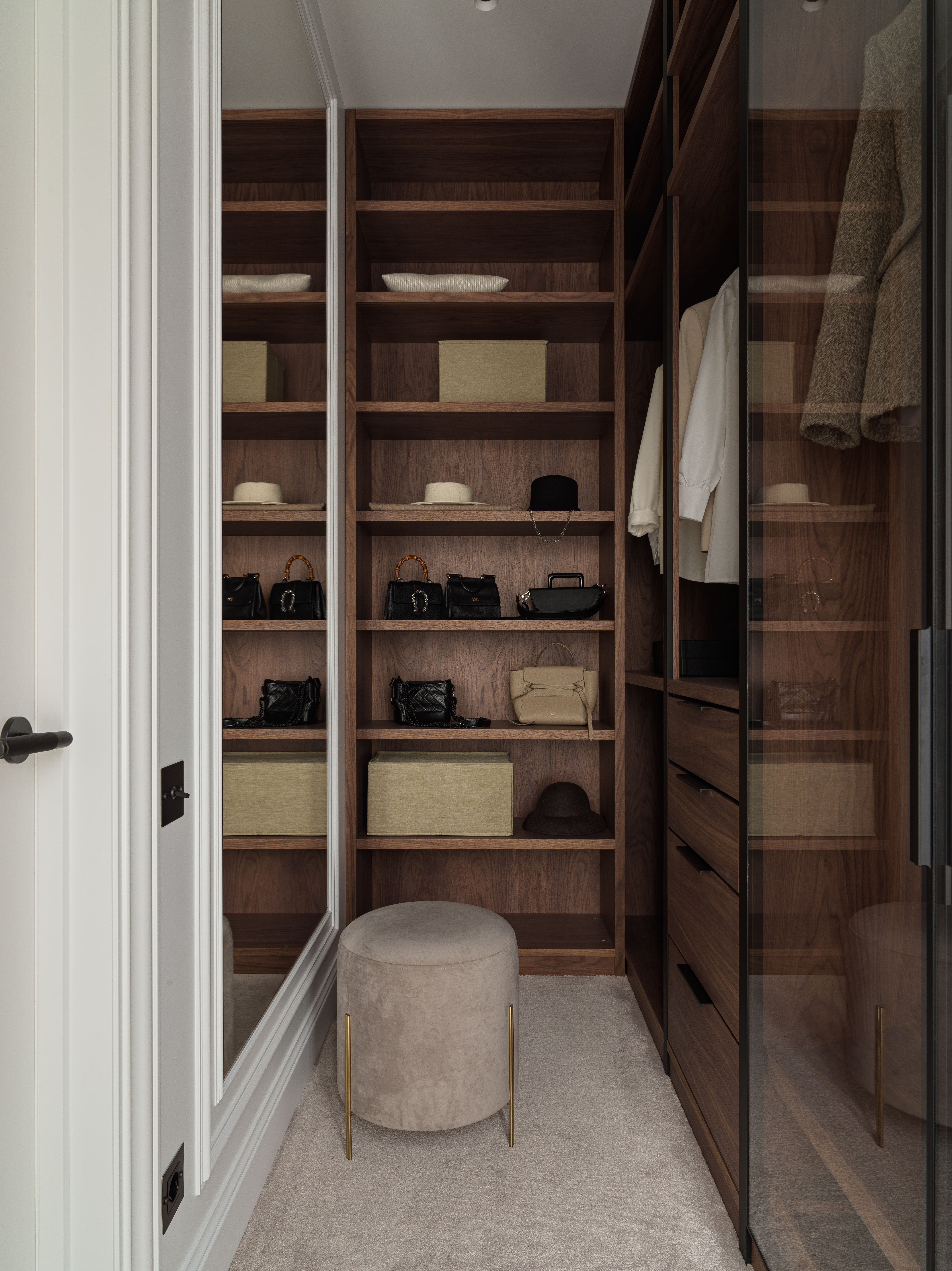 Квартира  Площадь: 120 м²