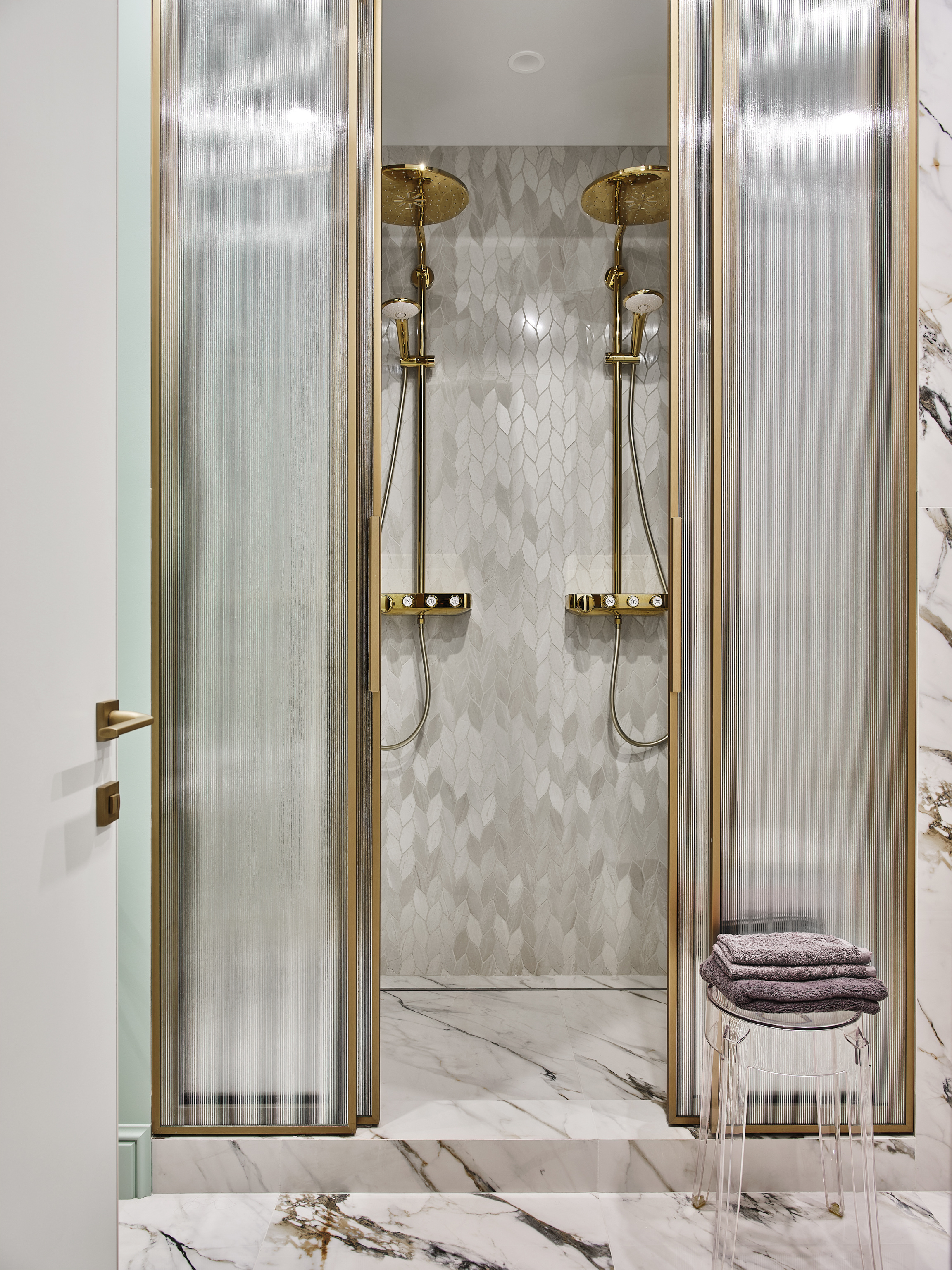 квартира  Площадь 150 м²