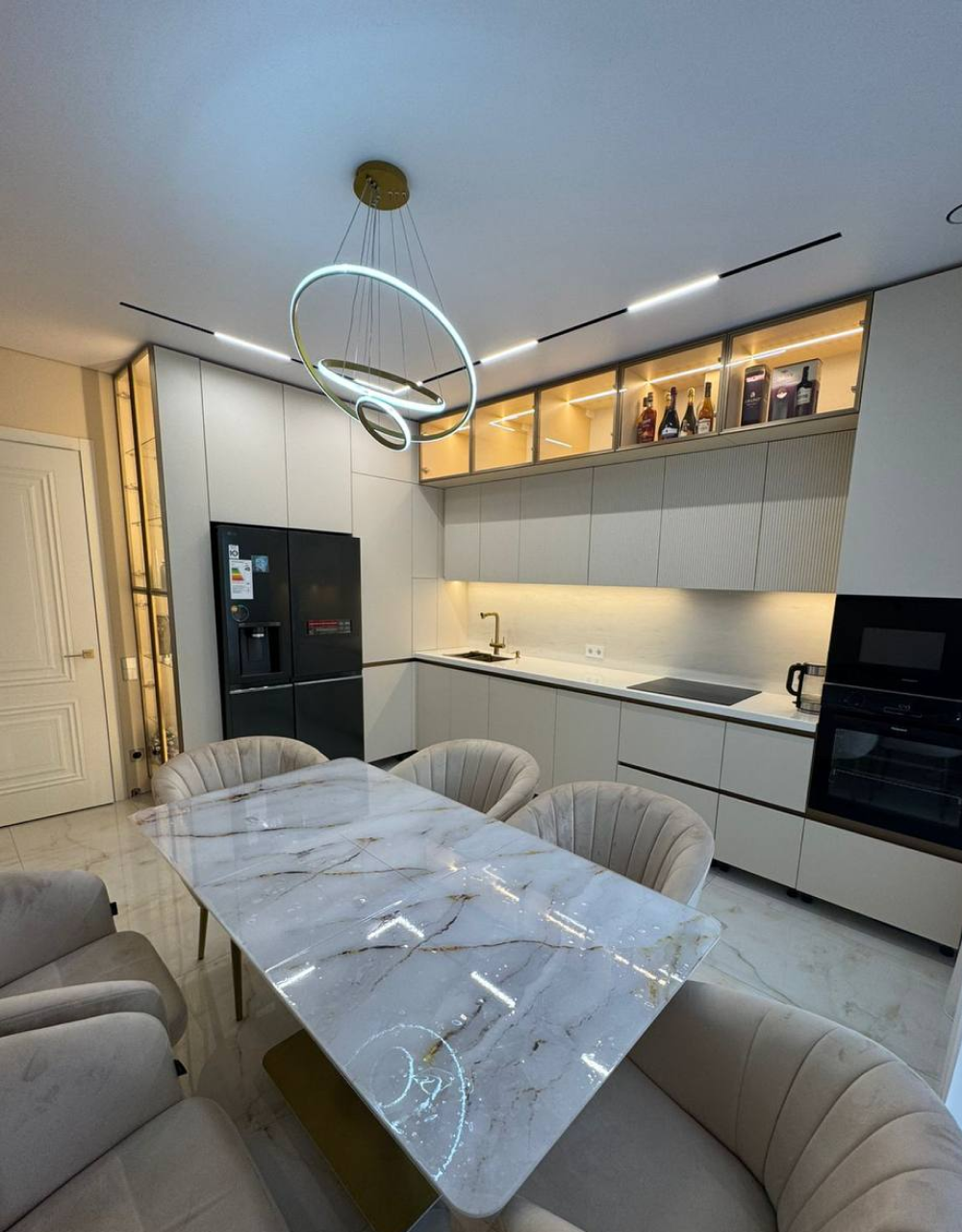 Ремонт двухкомнатной квартиры в Москве — современный интерьер 56 м²