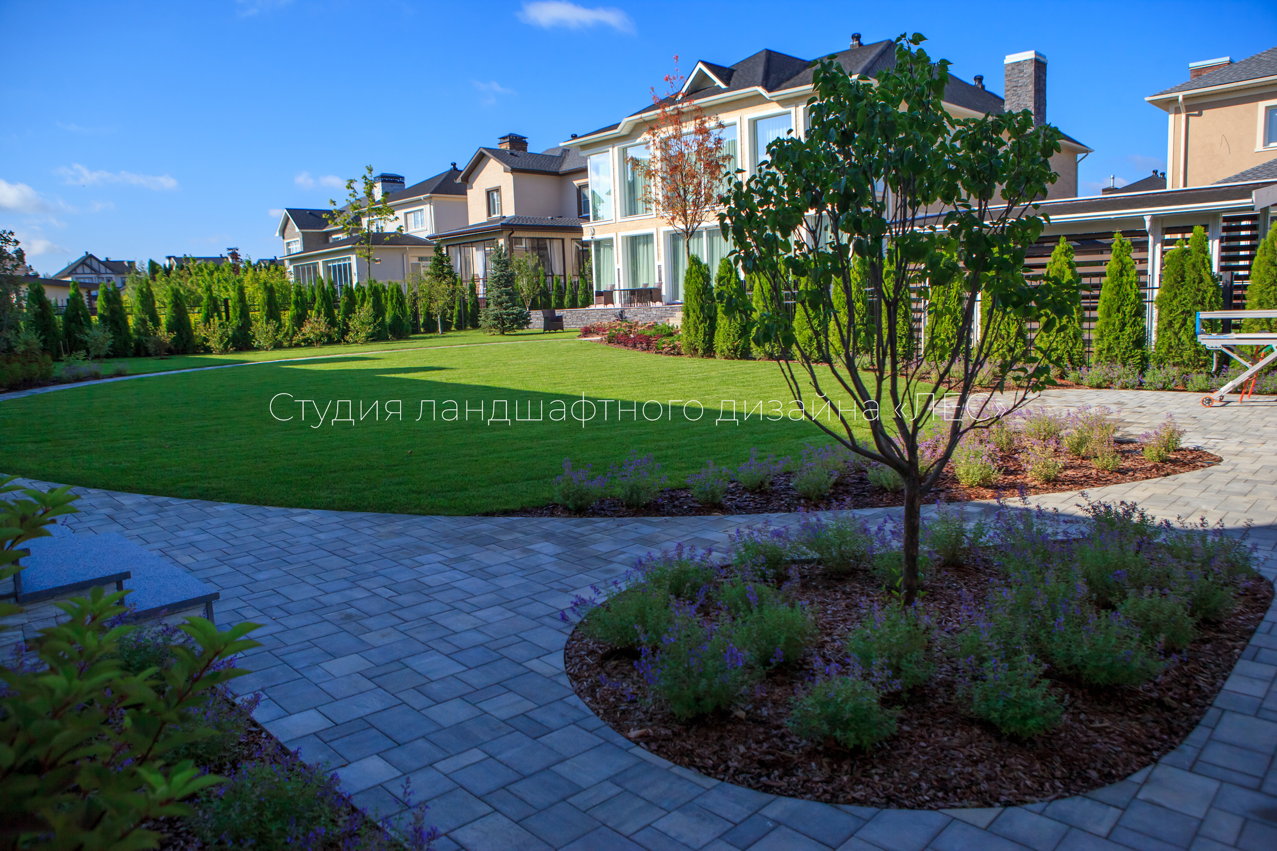 “Аллея света”