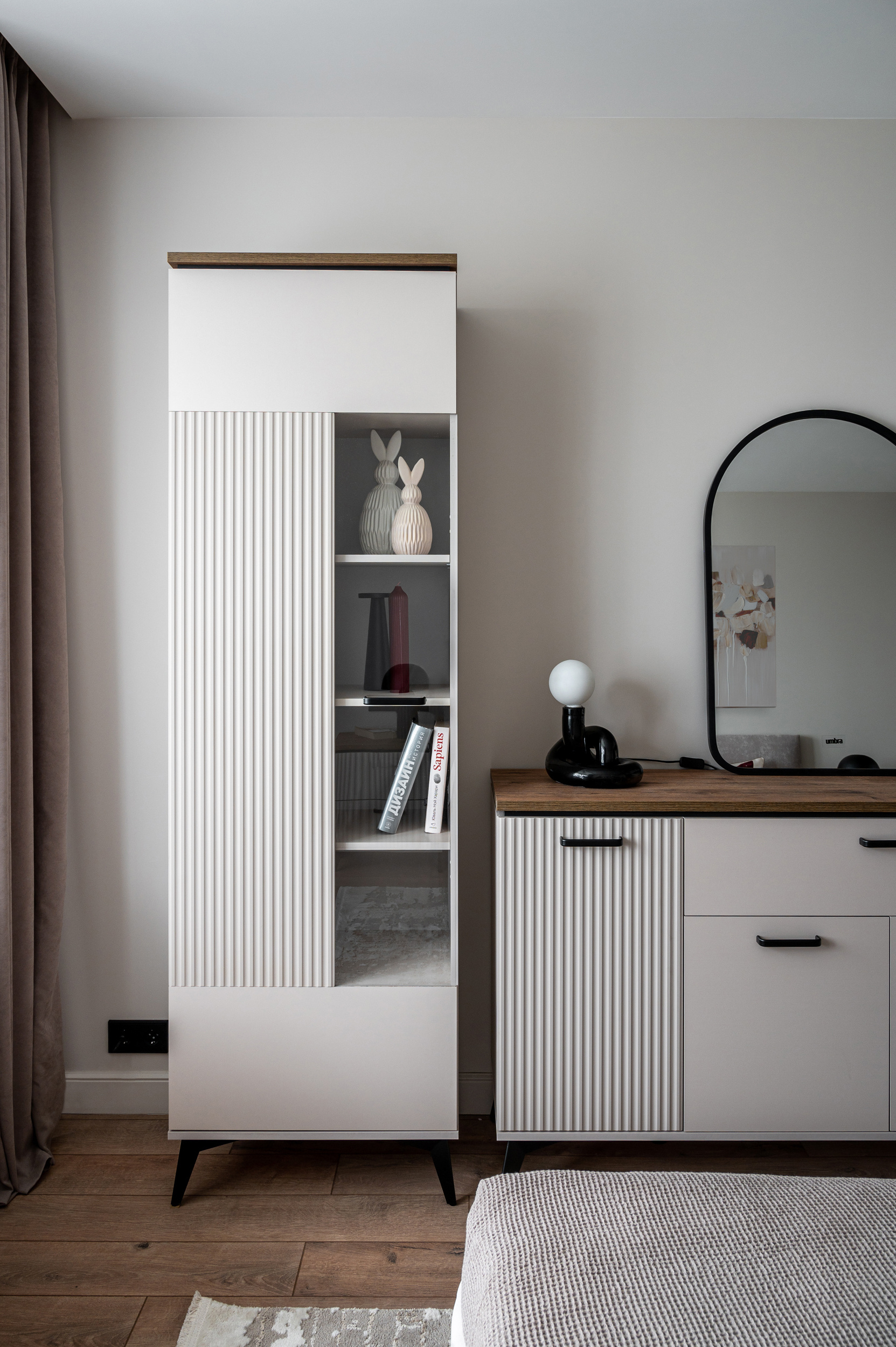 Однушка на продажу с яркими акцентами