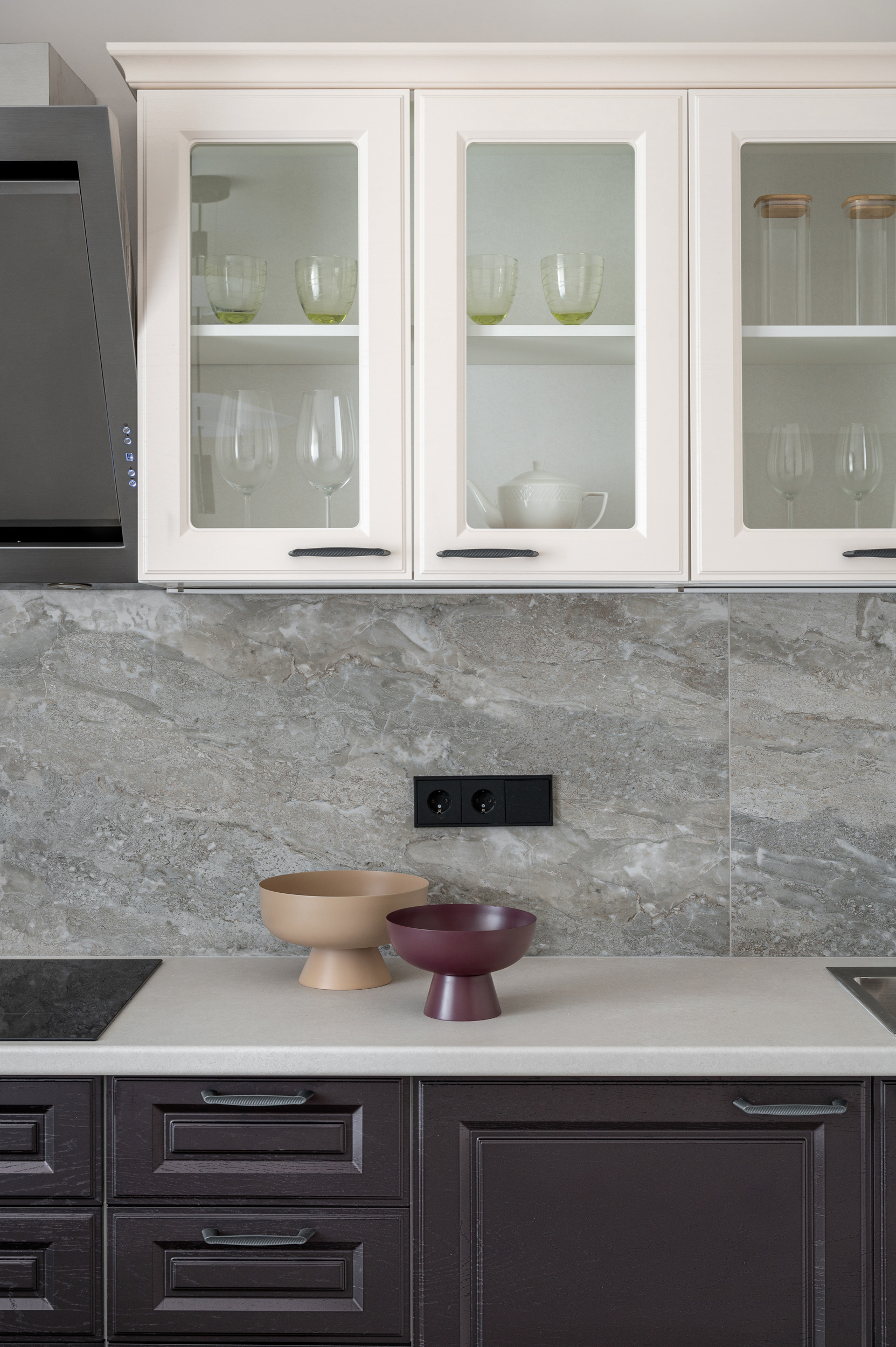 Однушка на продажу с яркими акцентами