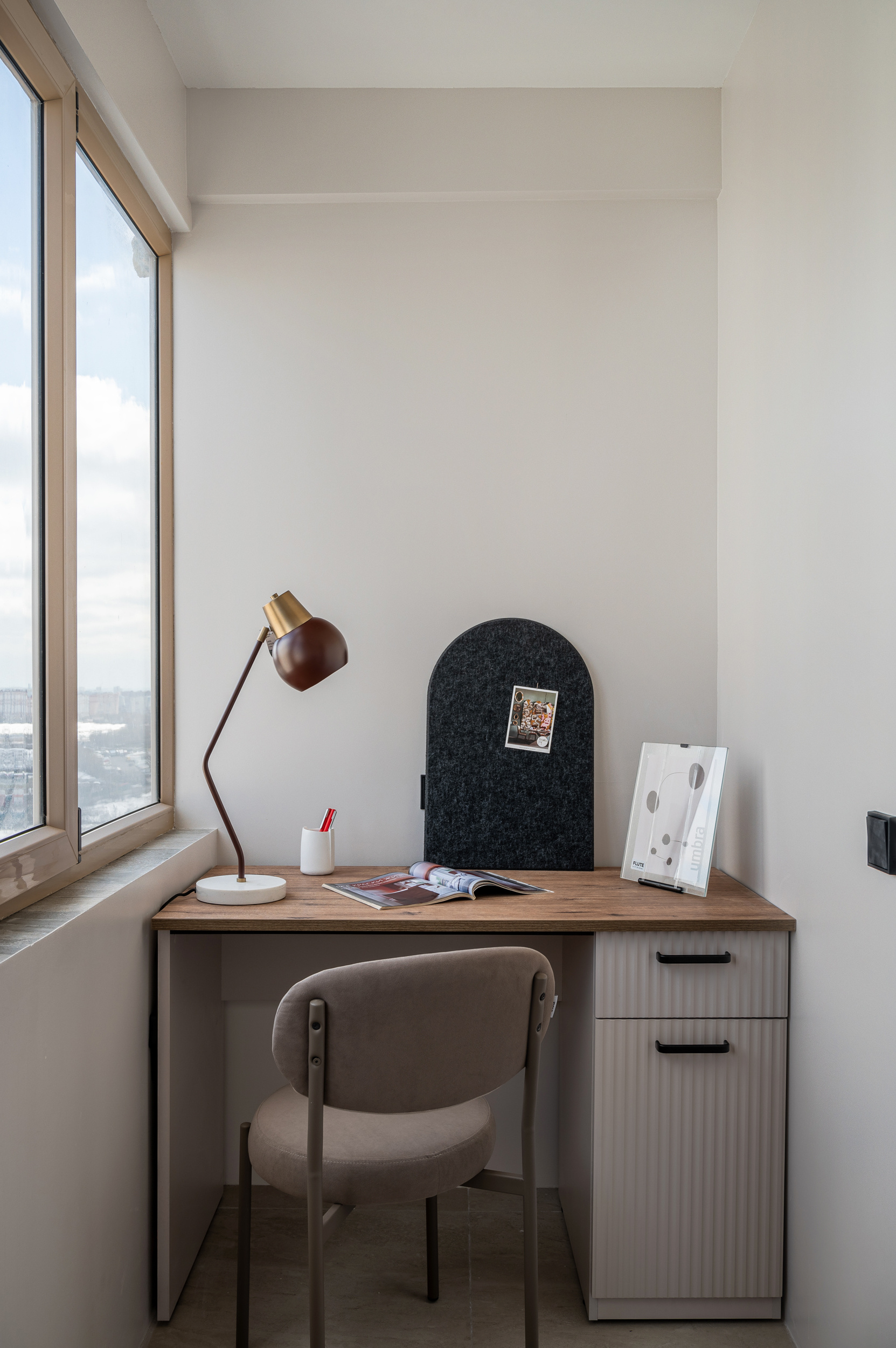 Однушка на продажу с яркими акцентами