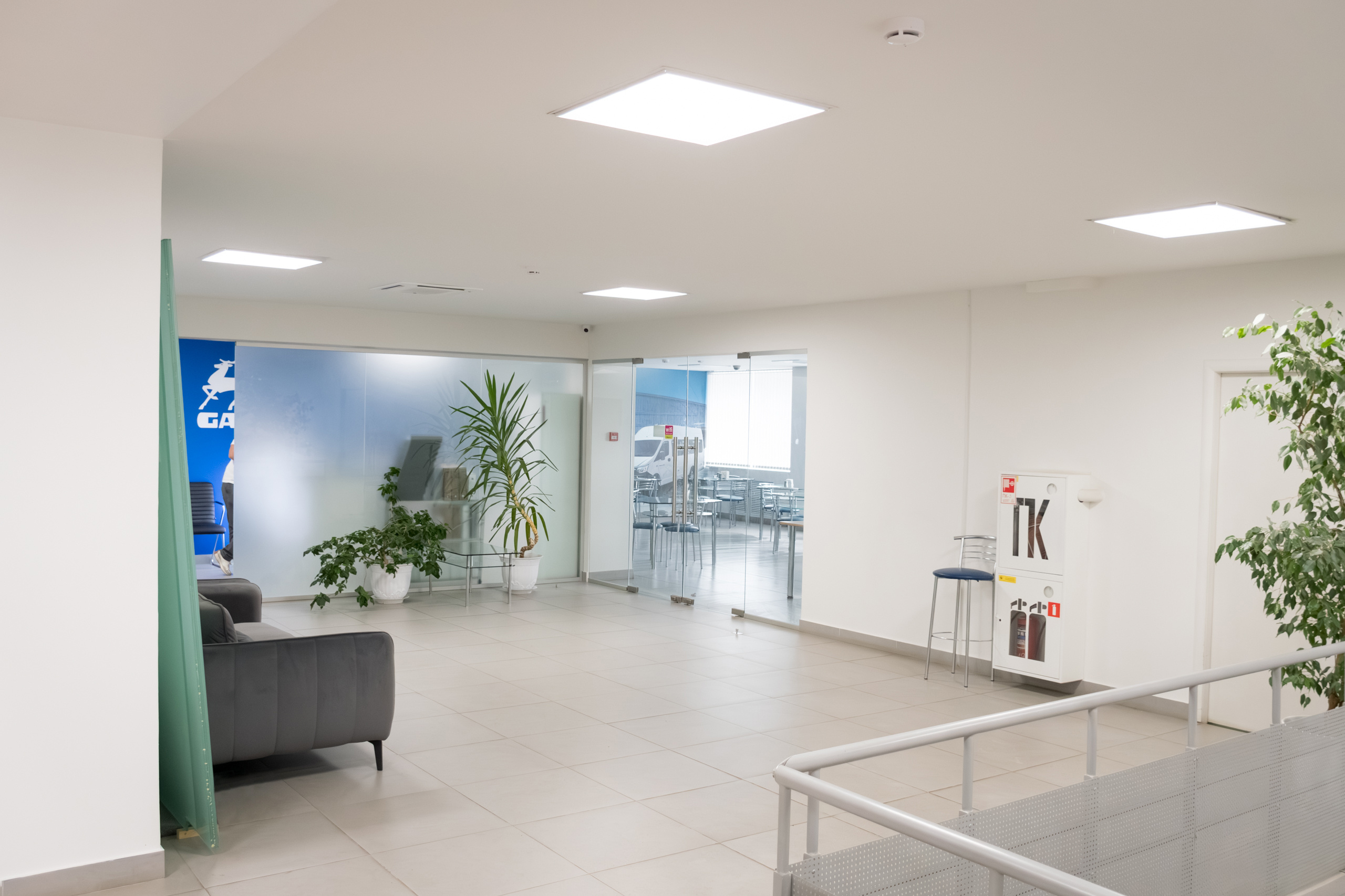 Ребрендинг автосалона ГАЗ • 2,5 тыс.м²