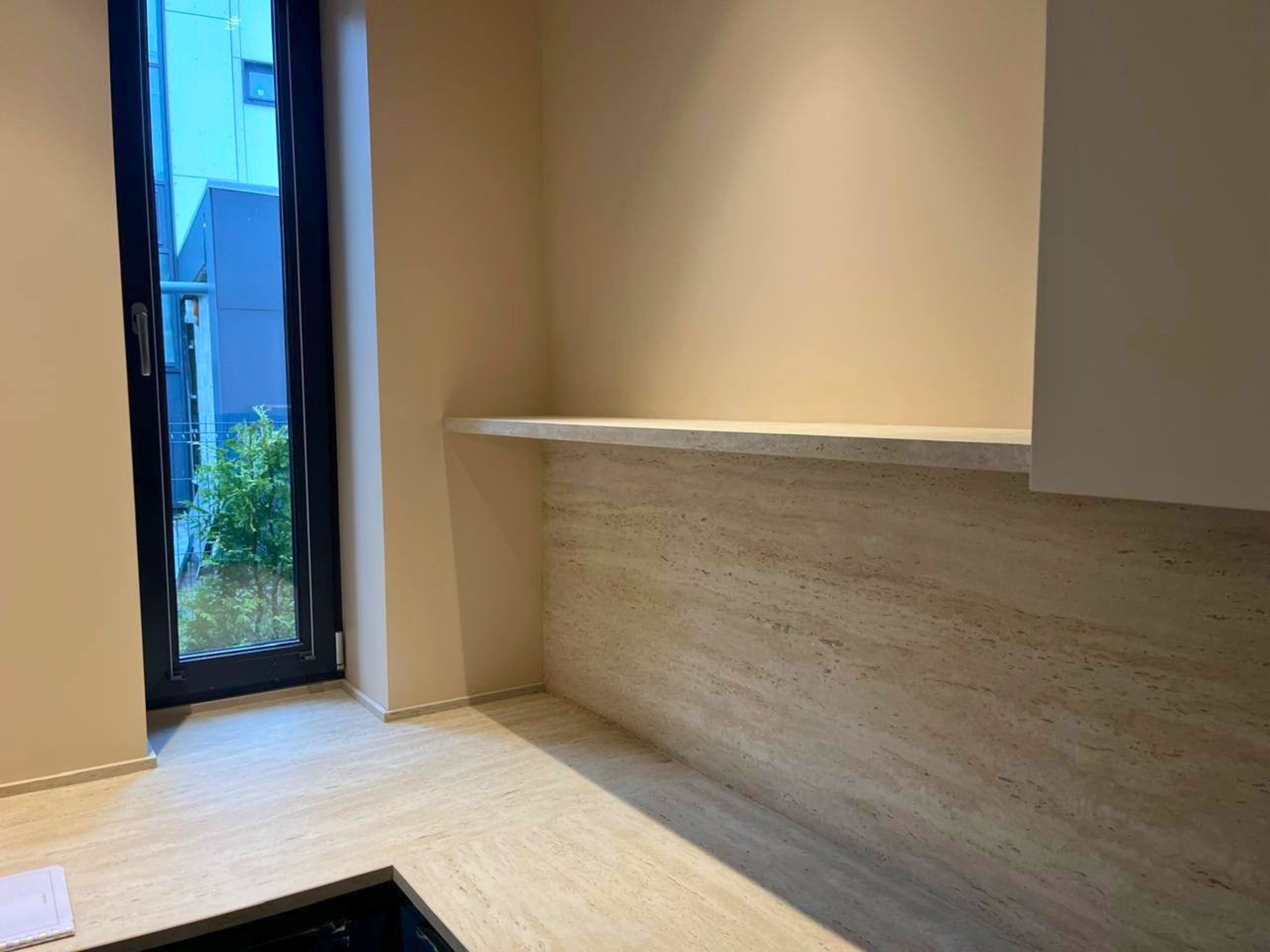 Кухня из керамики Atlas Plan Travertino Hammered
