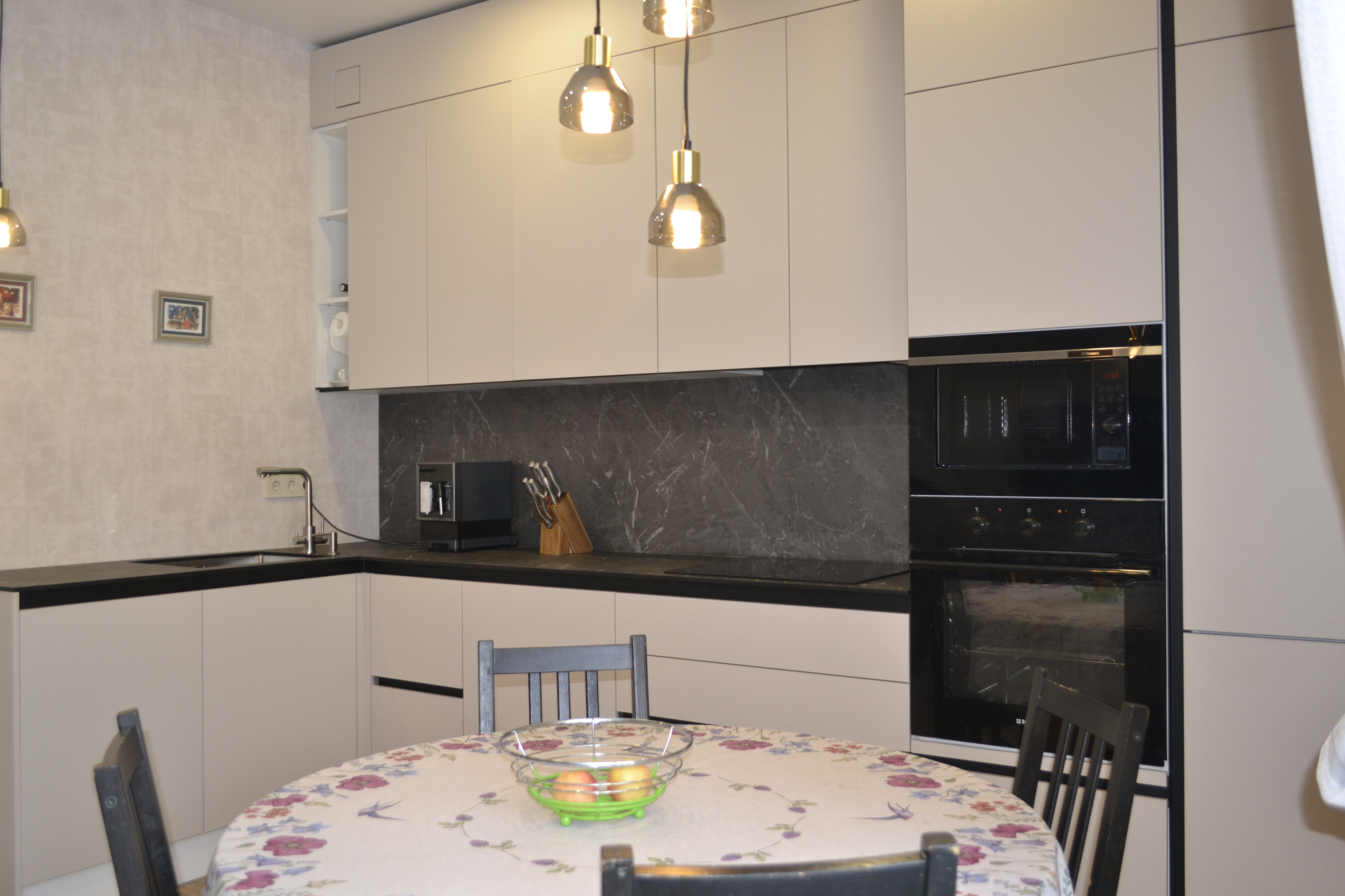 Обложка проекта: Угловая кухня ул. Лесная