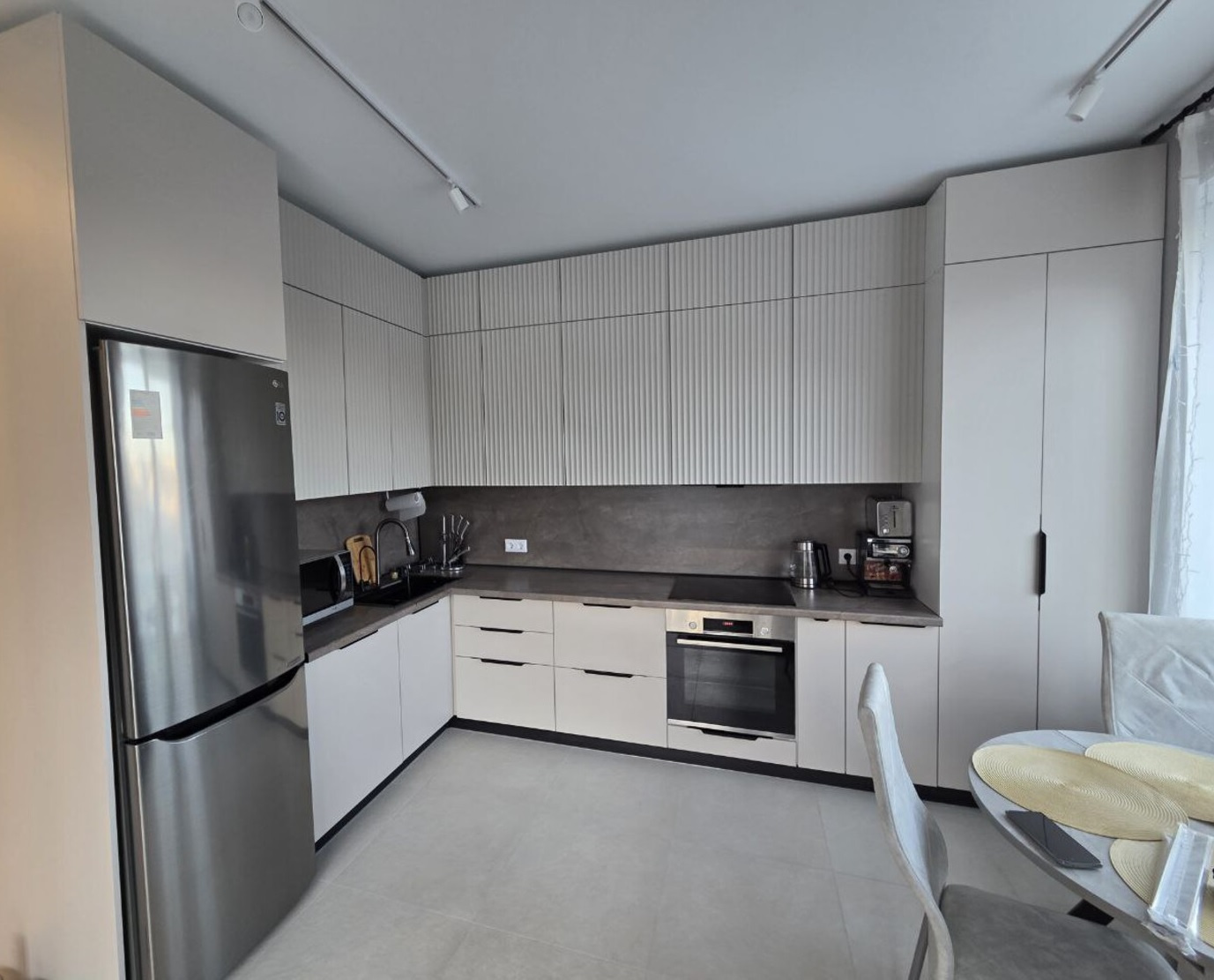 Обложка проекта: Кухня и прихожая в КП Прага