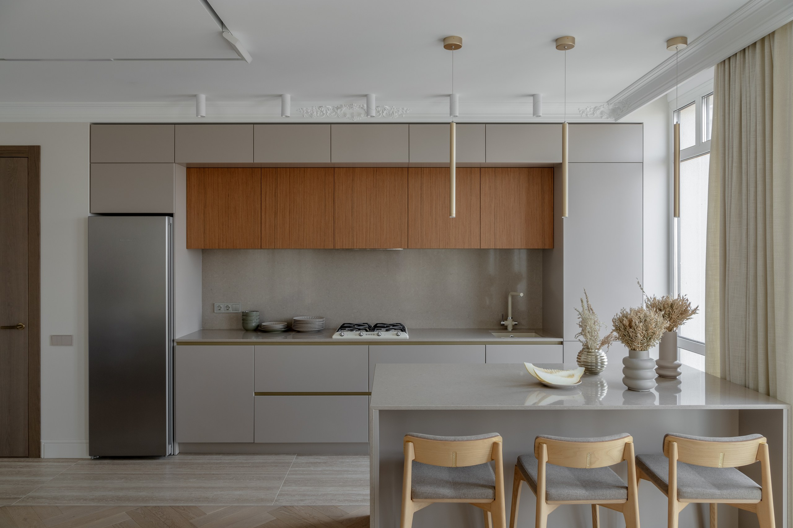 Квартира для пары в духе парижского минимализма