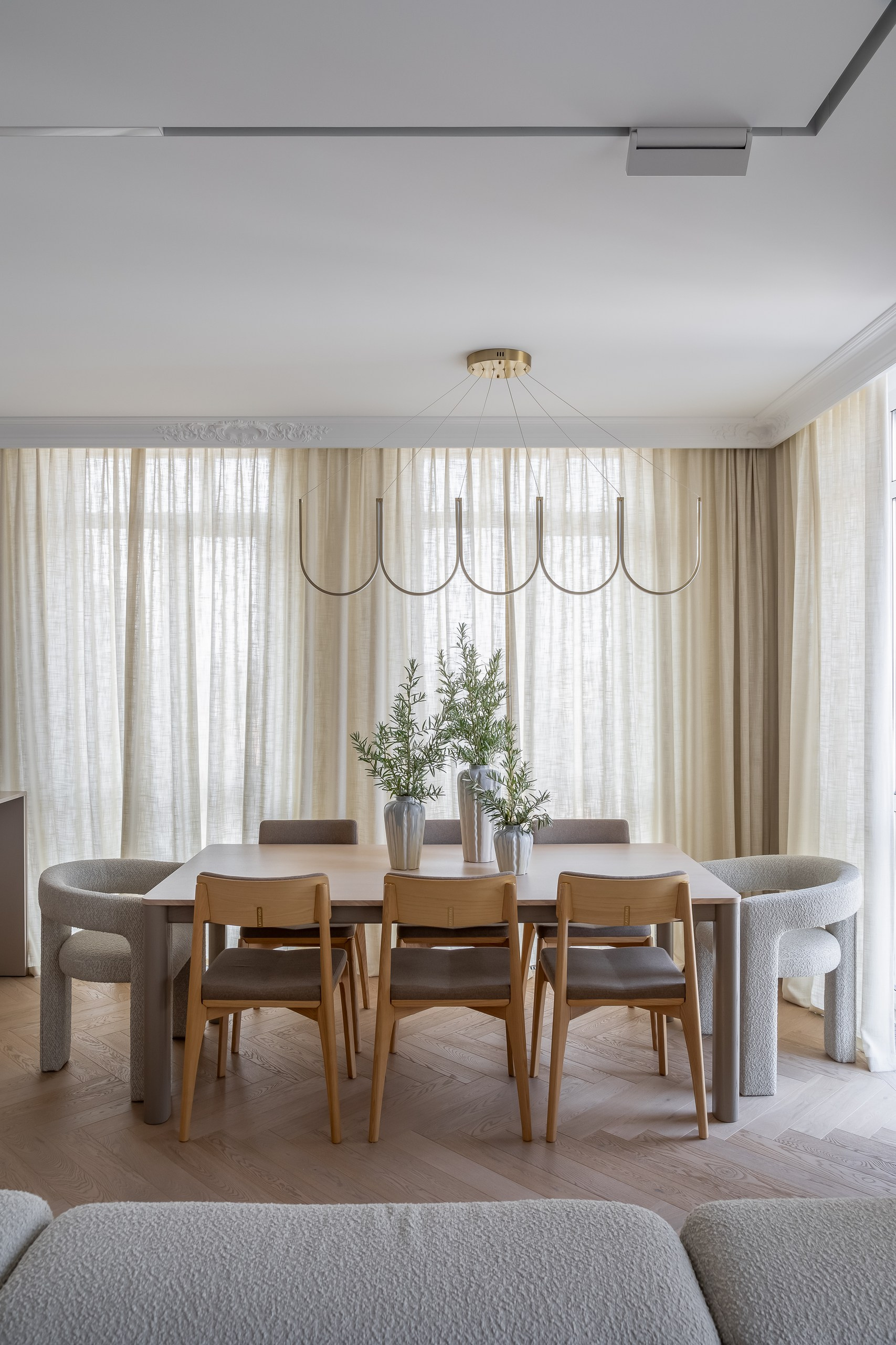 Квартира для пары в духе парижского минимализма