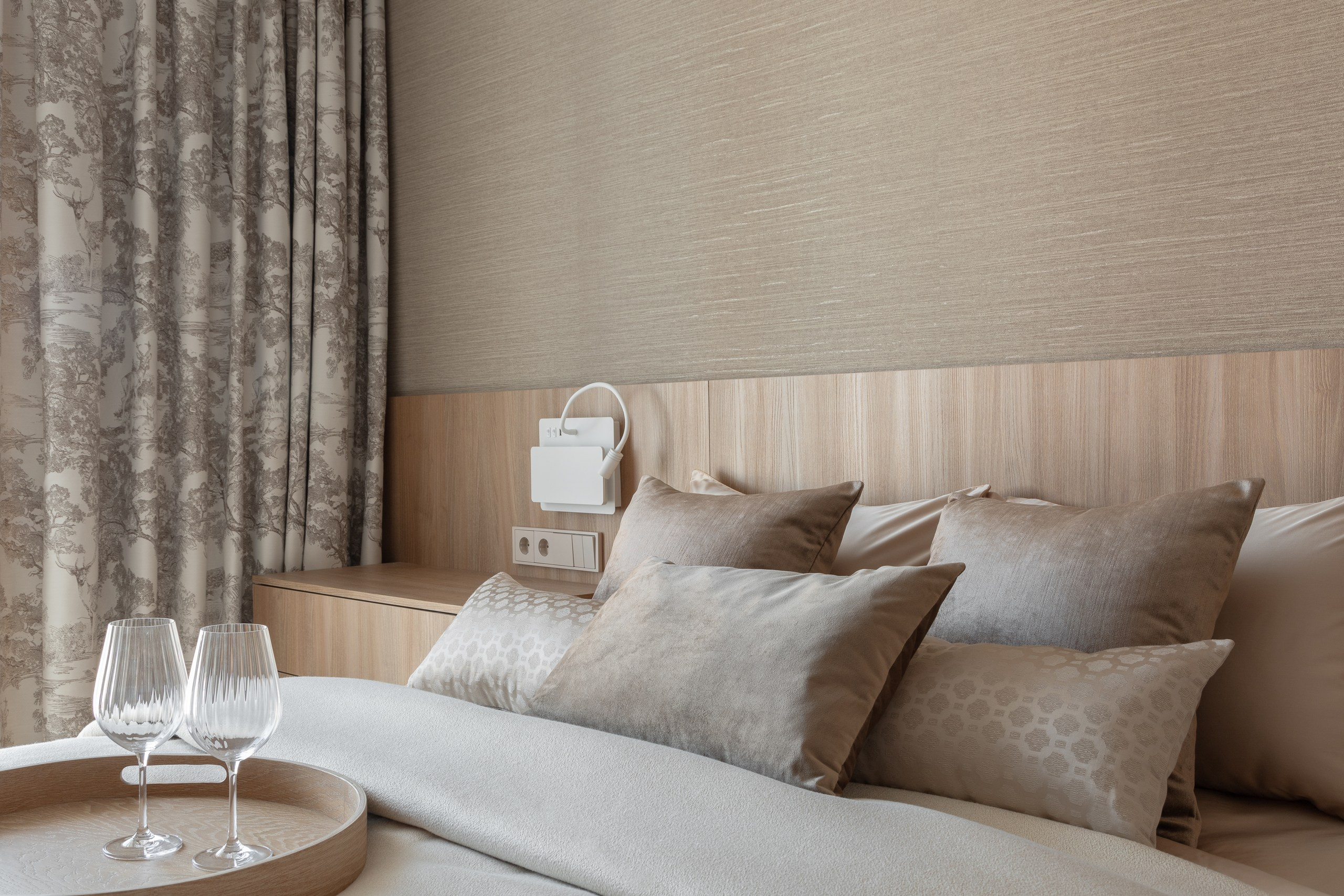 Квартира для пары в духе парижского минимализма