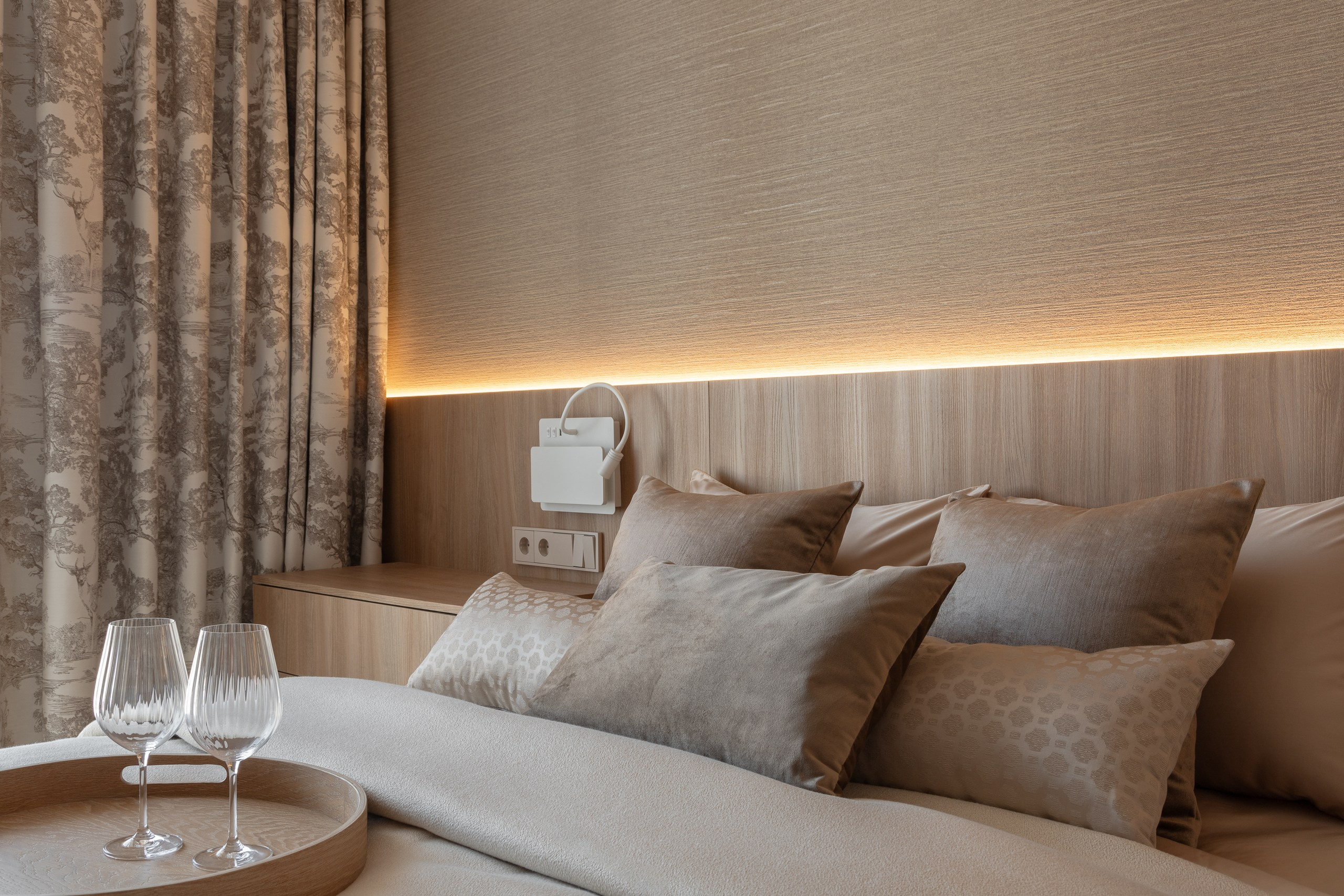 Квартира для пары в духе парижского минимализма