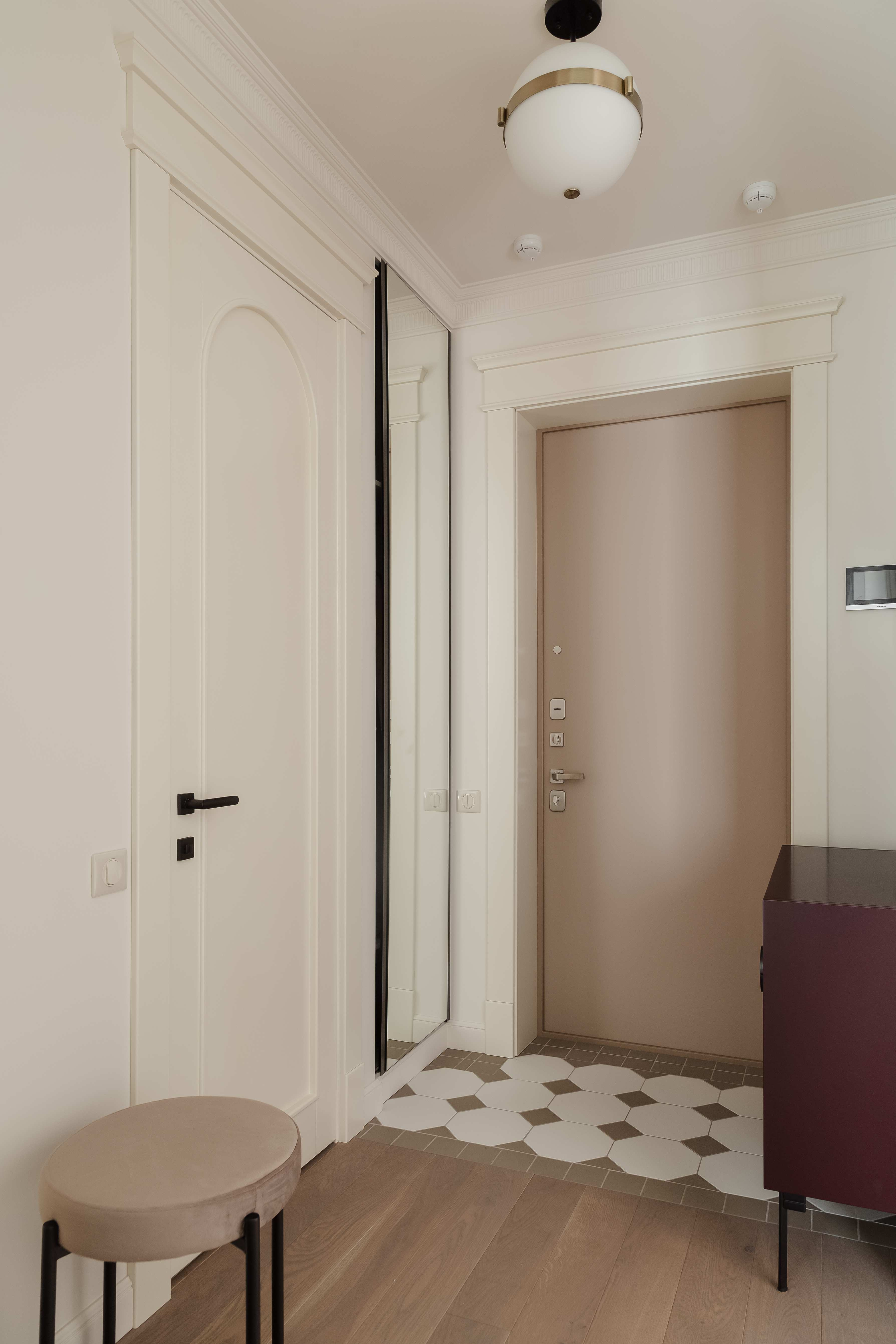 Яркая квартира для девушки