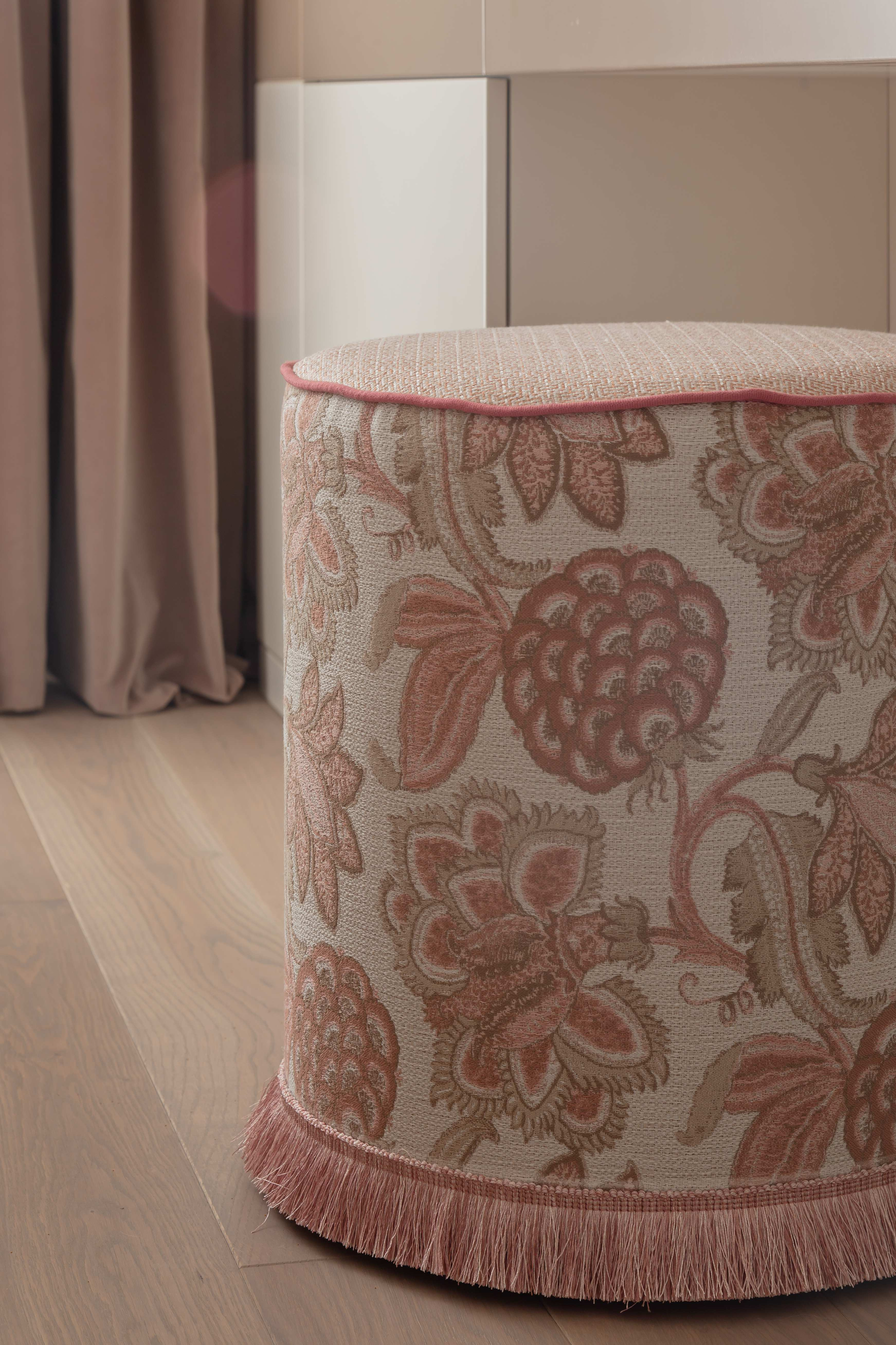 Яркая квартира для девушки