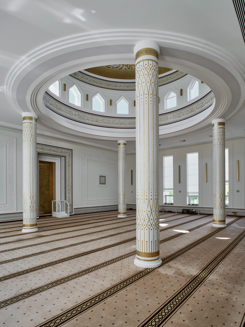 890 | Altan Mosque