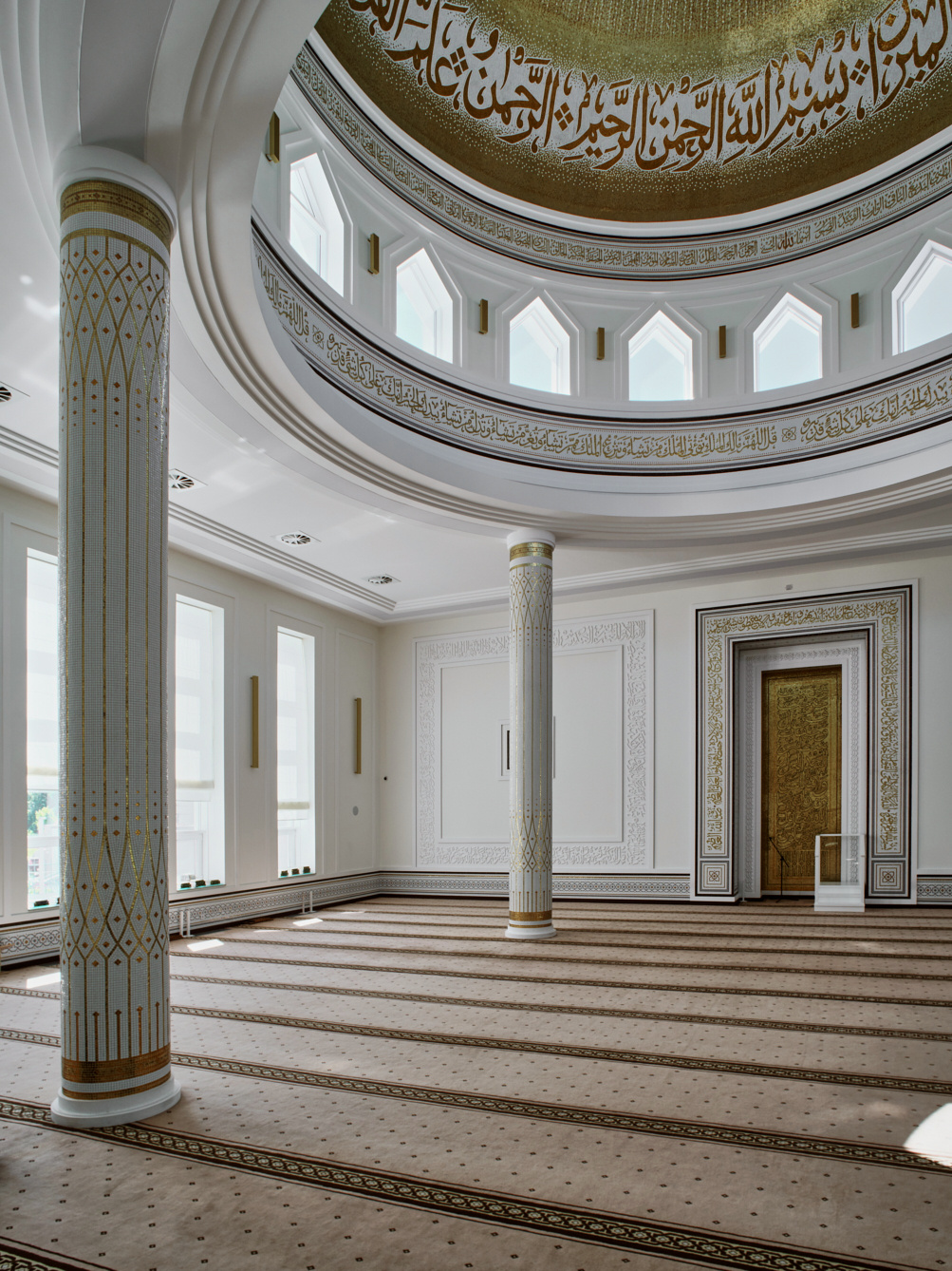 890 | Altan Mosque