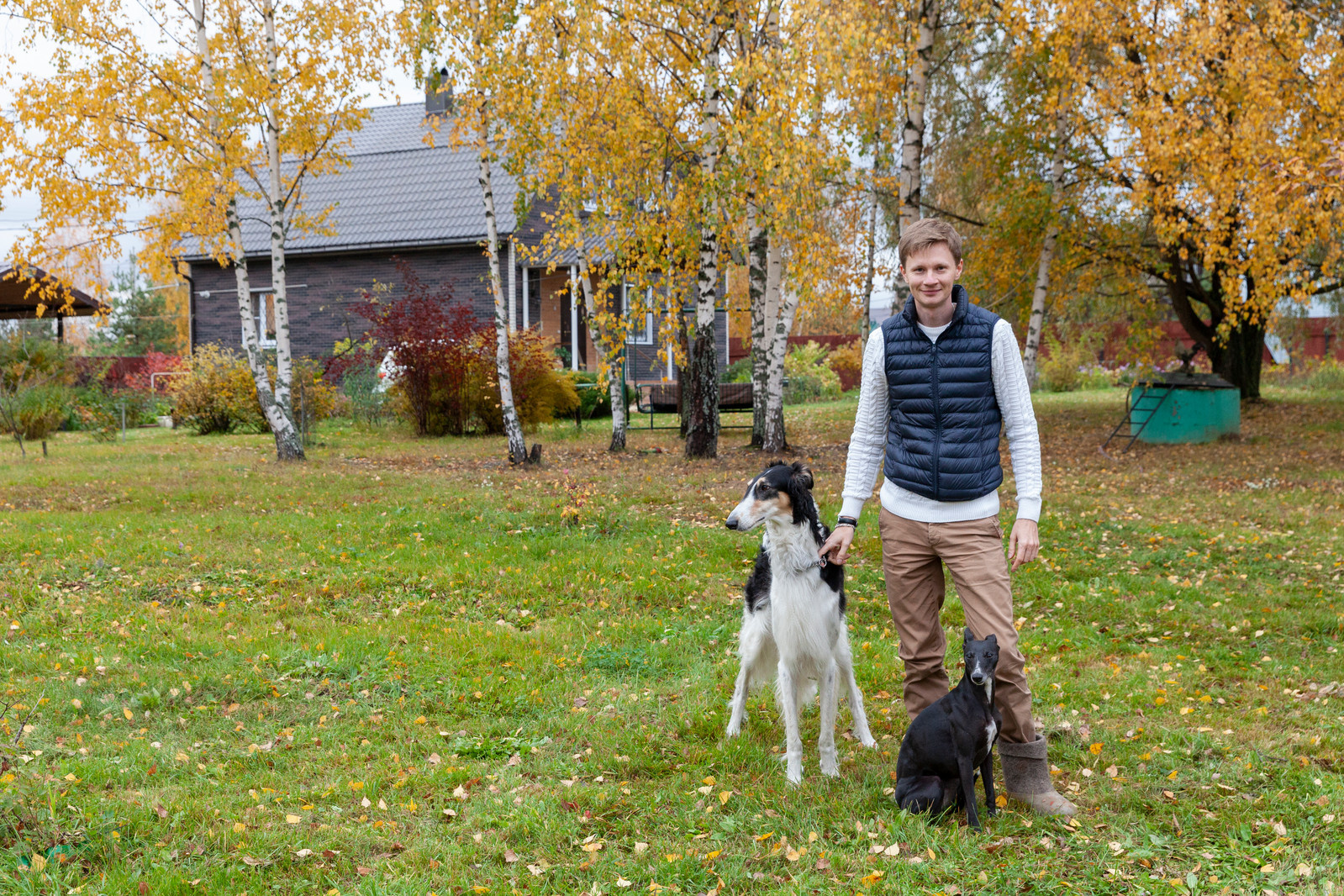 В гостях: У юного ценителя антиквариата — теперь и на даче