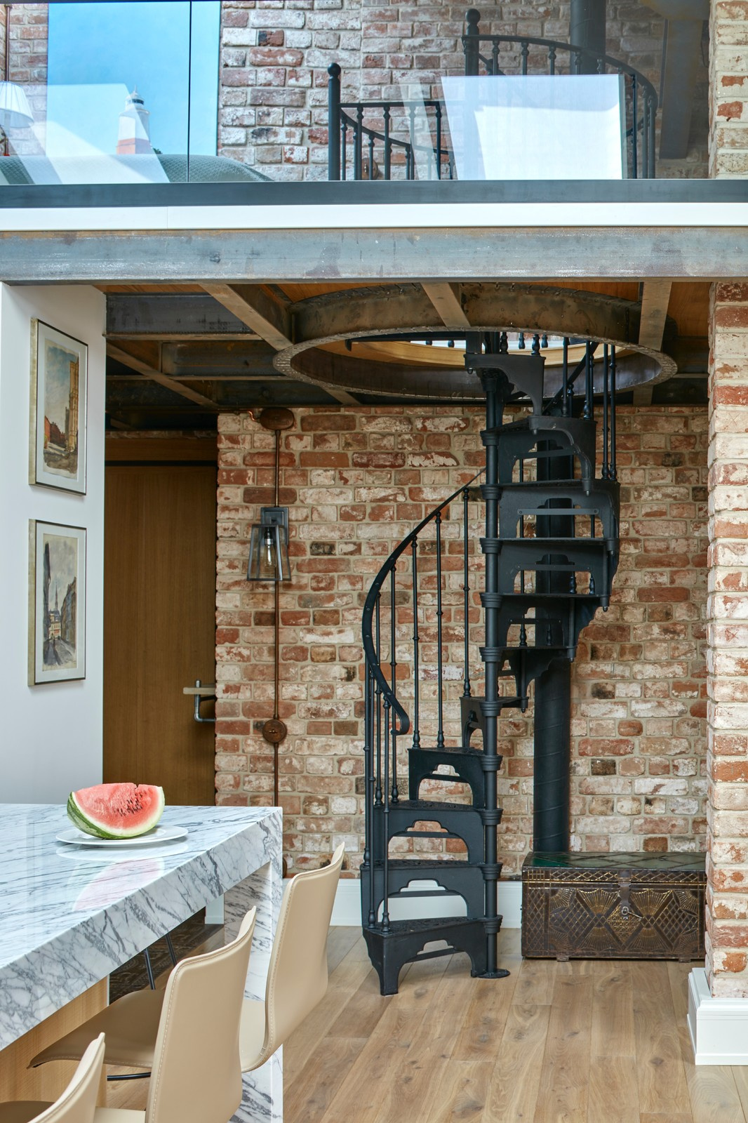 Houzz тур: Лофт на чердаке бывшего цеха Даниловской мануфактуры