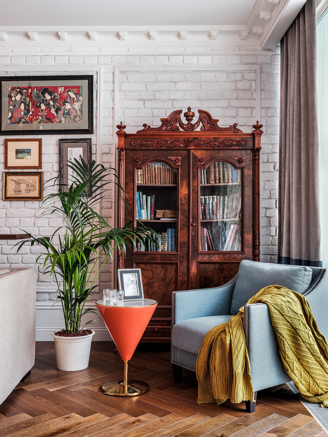 Houzz тур: Квартира кинорежиссёра на Патриарших прудах