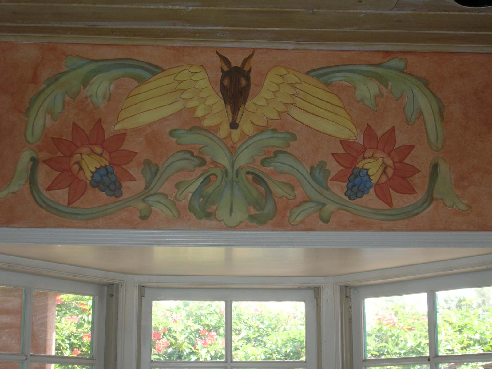 Обложка статьи: Фрески на стену в интерьере кухни