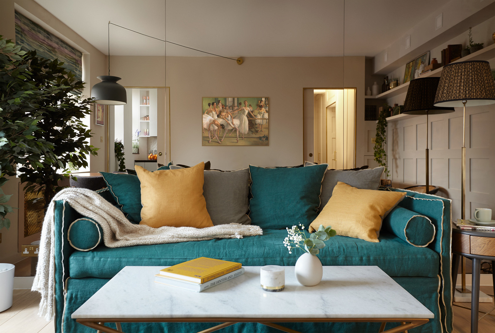 Houzz Британия: Модернизм середины века в лондонской квартире