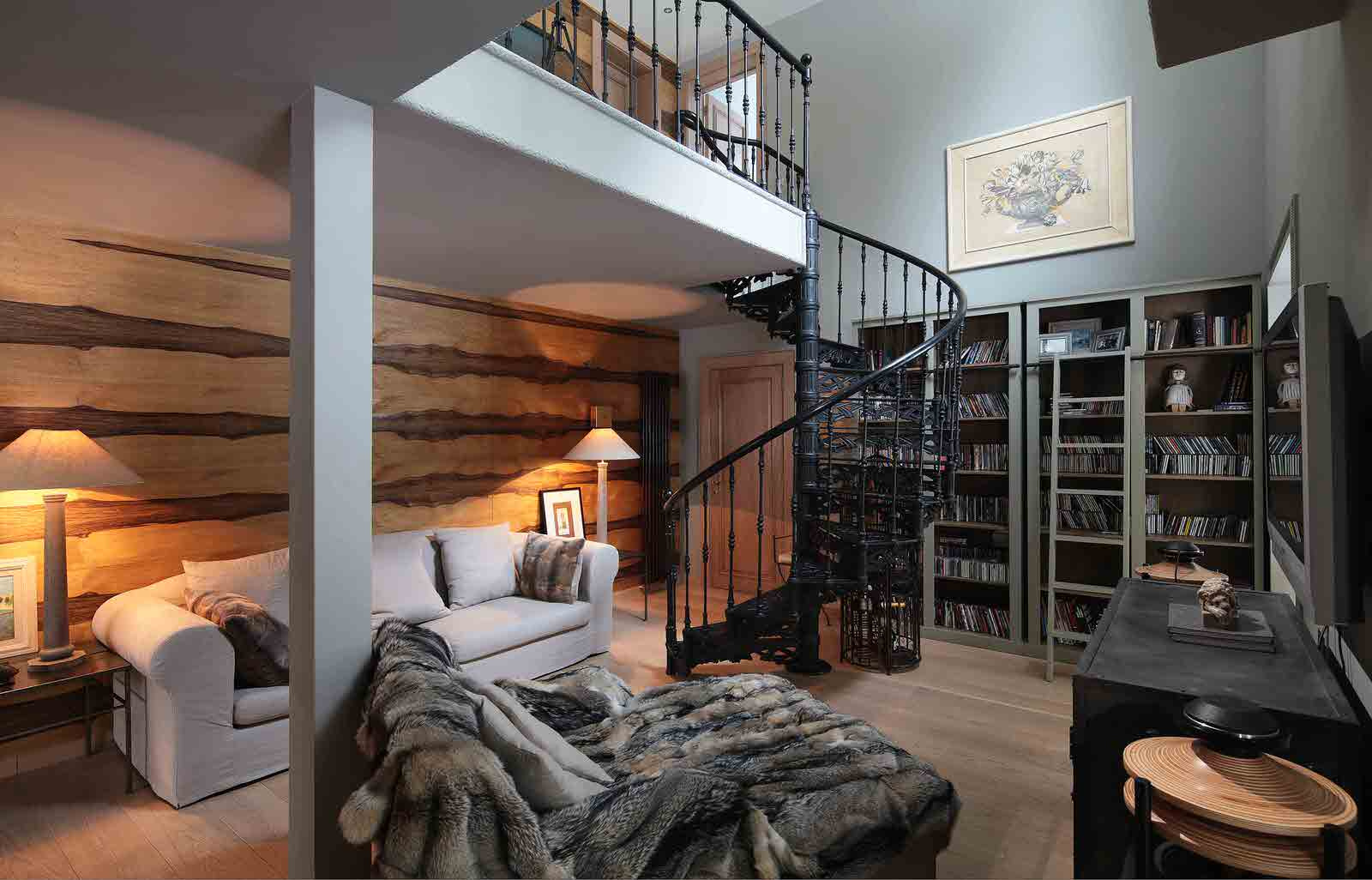 Обложка статьи: Houzz тур: Дачный сруб с панорамными окнами и яблоневым садом