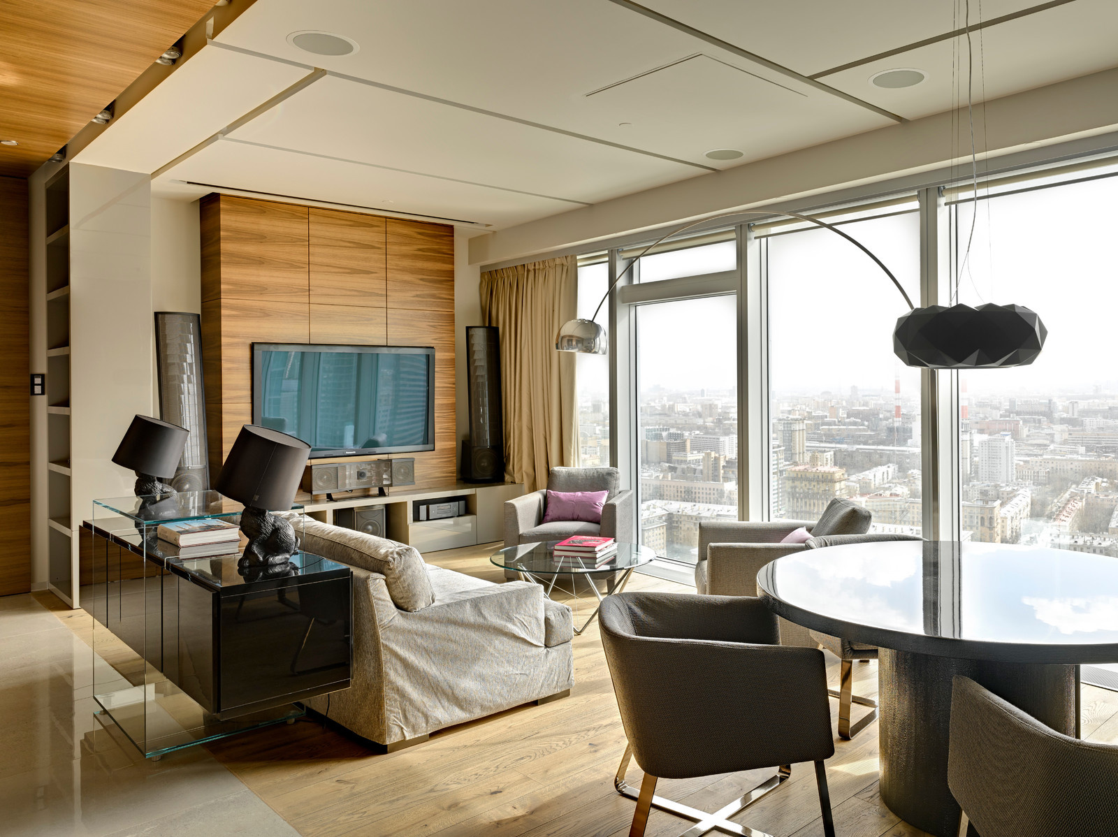 Houzz тур: Оплот семейного покоя в Москва-Сити