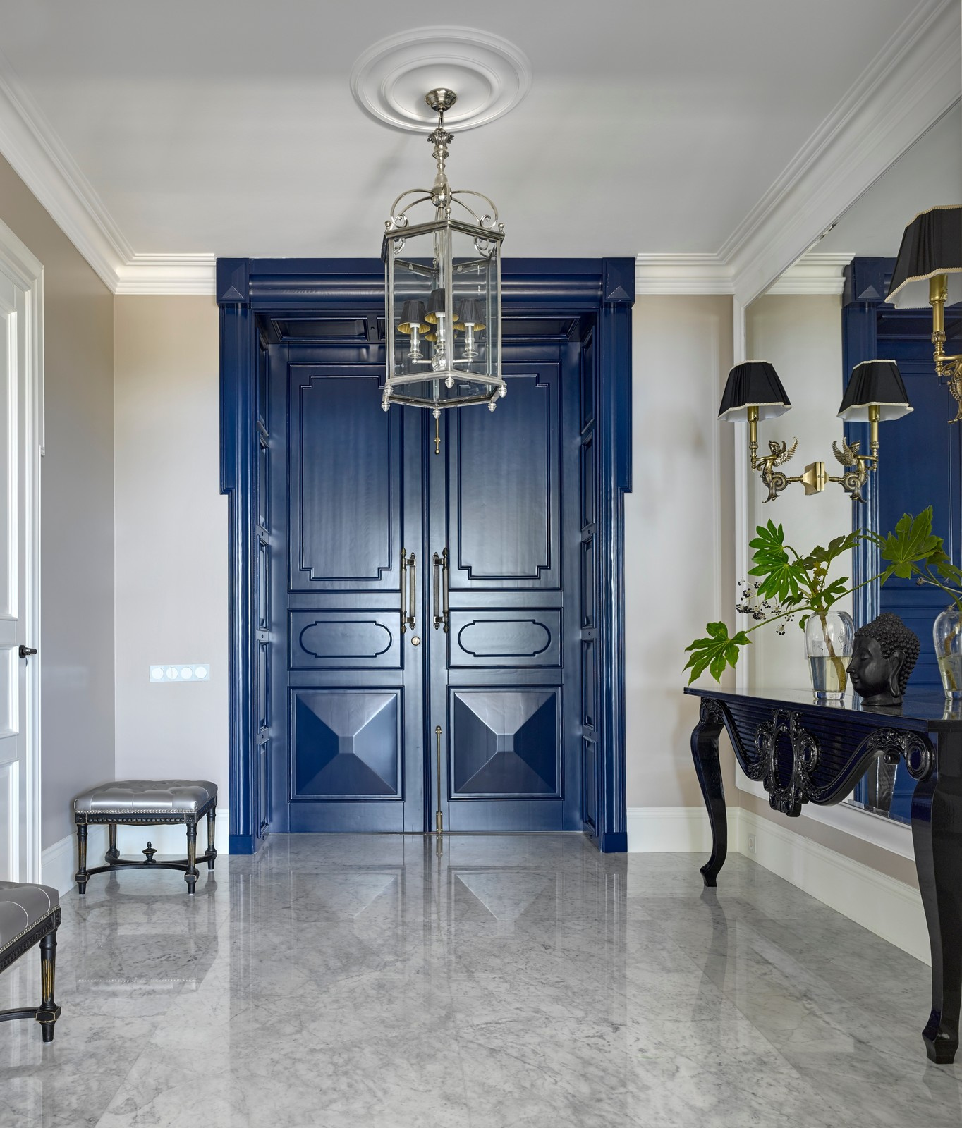Houzz тур: Вилла в серых тонах на берегу Черного моря