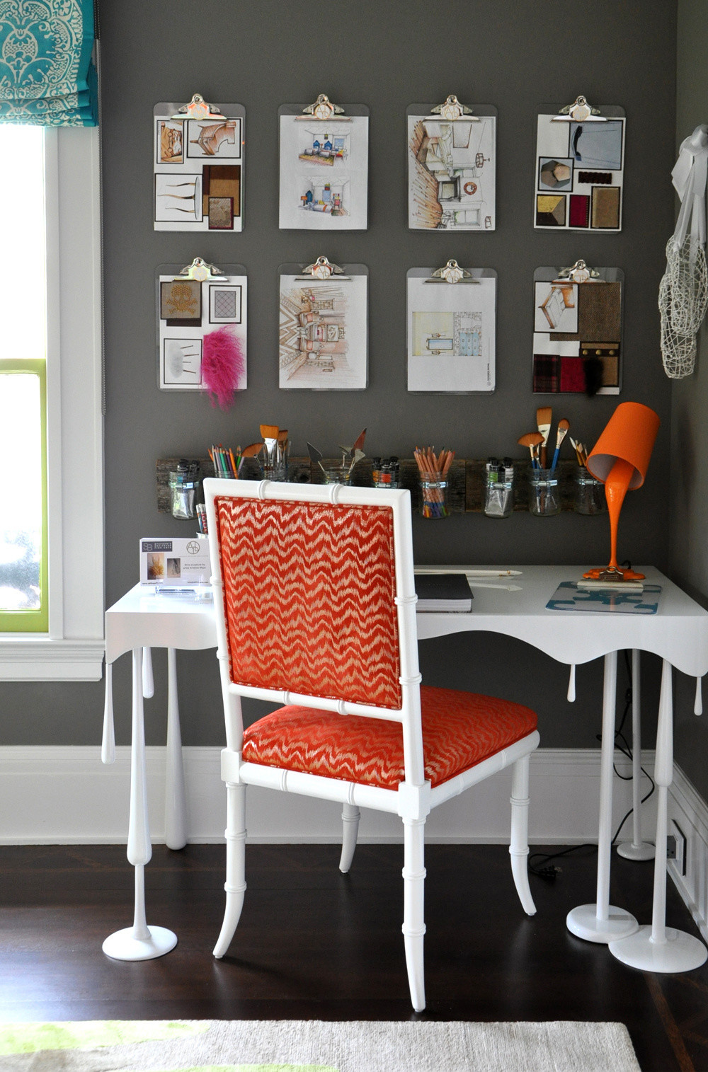 Обложка статьи: Как организовать место для работы и творчества