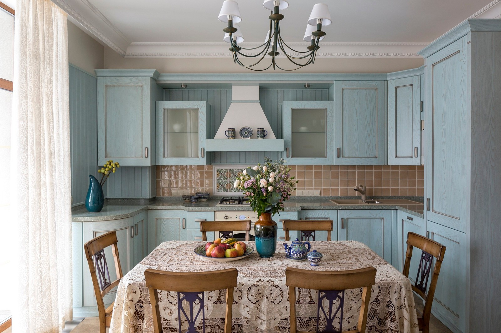 Houzz тур: Загородный дом в стиле кантри с двумя гостиными