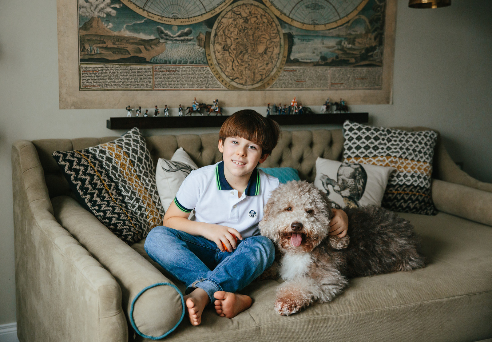 В гостях: Квартира для серьезного молодого человека восьми лет