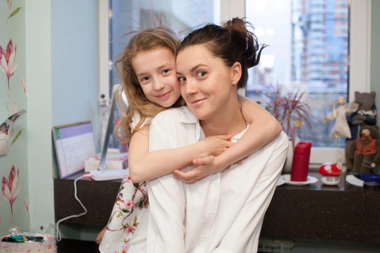 В гостях: Квартира «в цветочек» для семьи модельера