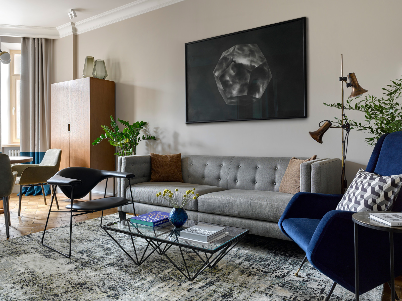 Houzz тур: Бывшая коммуналка с ванной на месте кухни