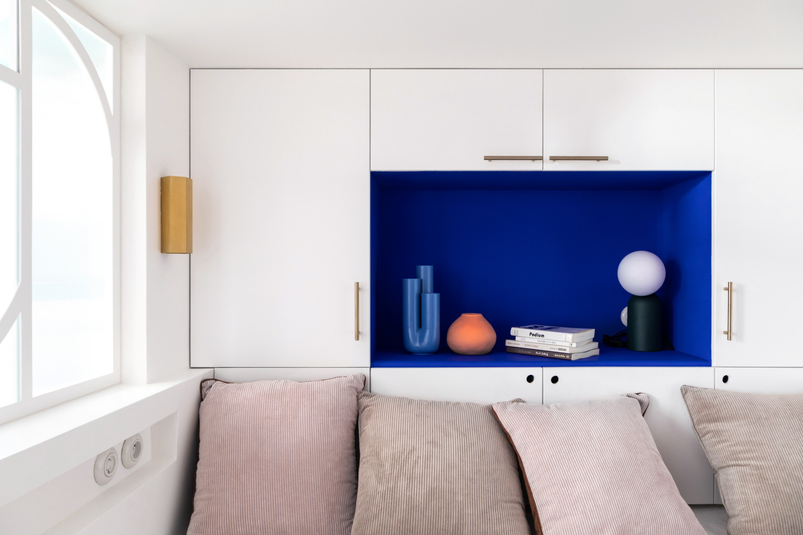 Обложка статьи: Фотоохота: Контрастные ниши — 15 идей