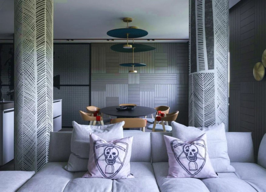 Houzz тур: Смелая квартира в Калининграде для ценителей искусства