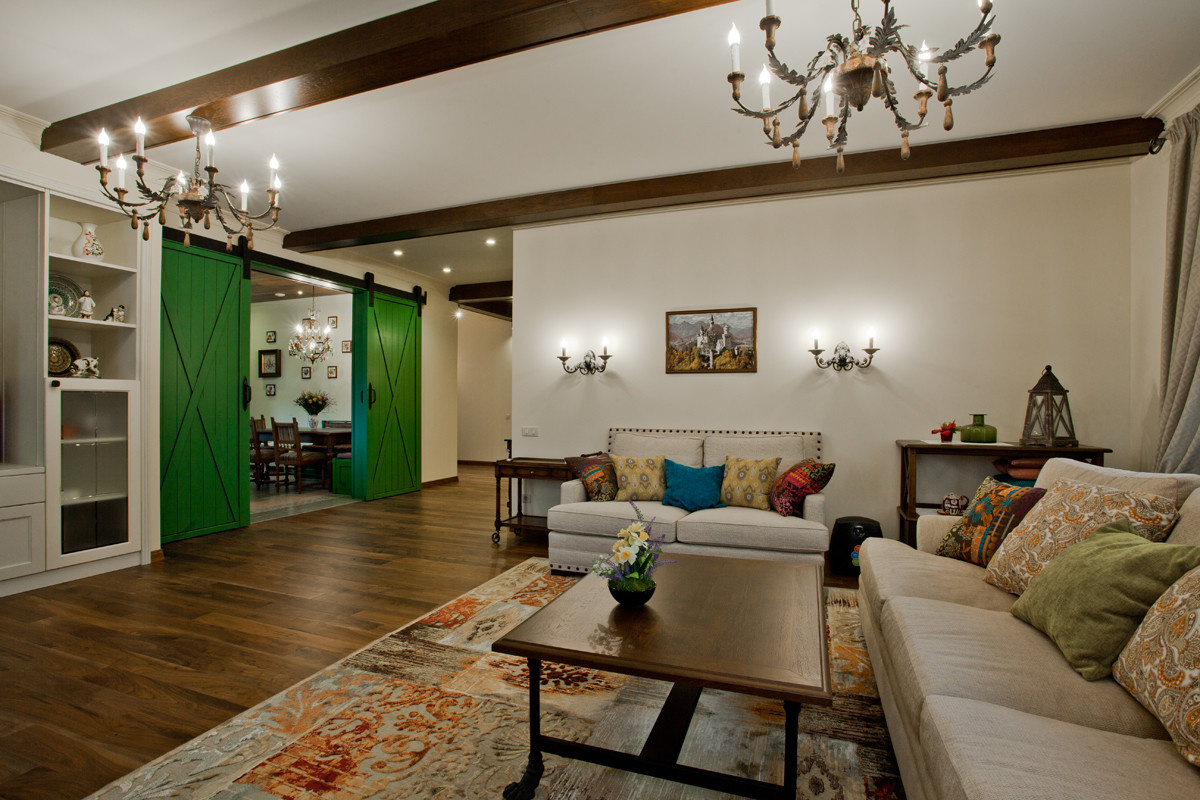 Houzz тур: Живописный дом у озера с качелями в холле