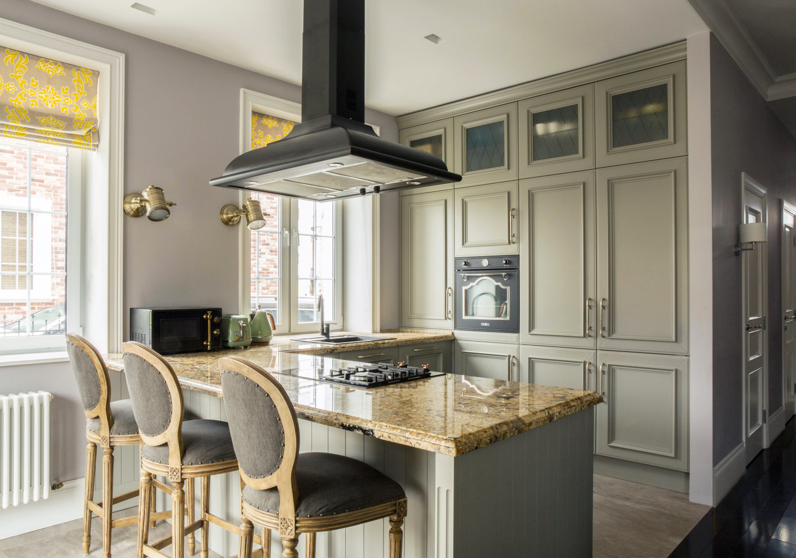 Цена проекта с фото: Кухонная зона с островом за 1 478 777 ₽