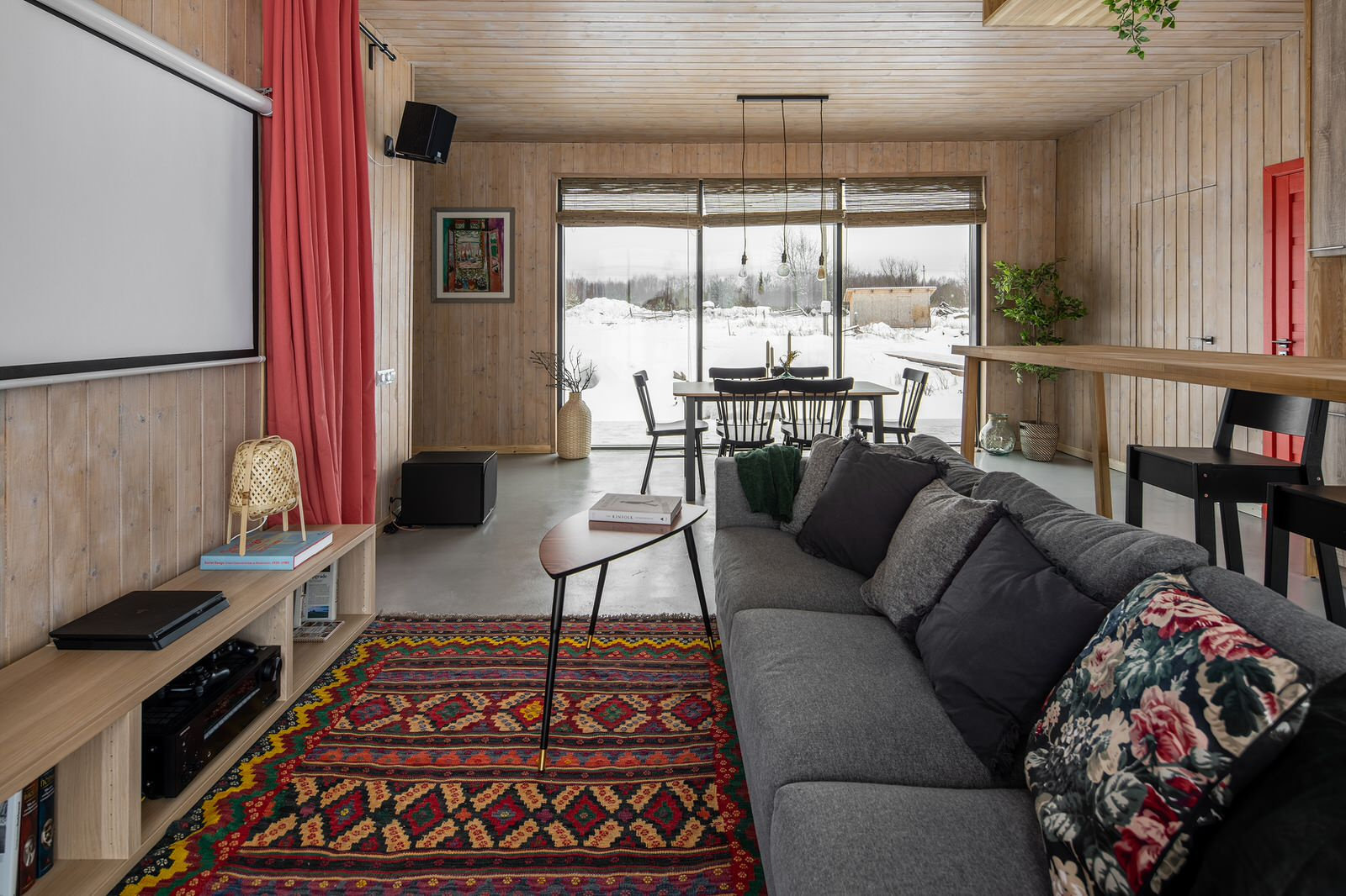 Обложка статьи: Houzz тур: Уединённый дом в карельской деревне