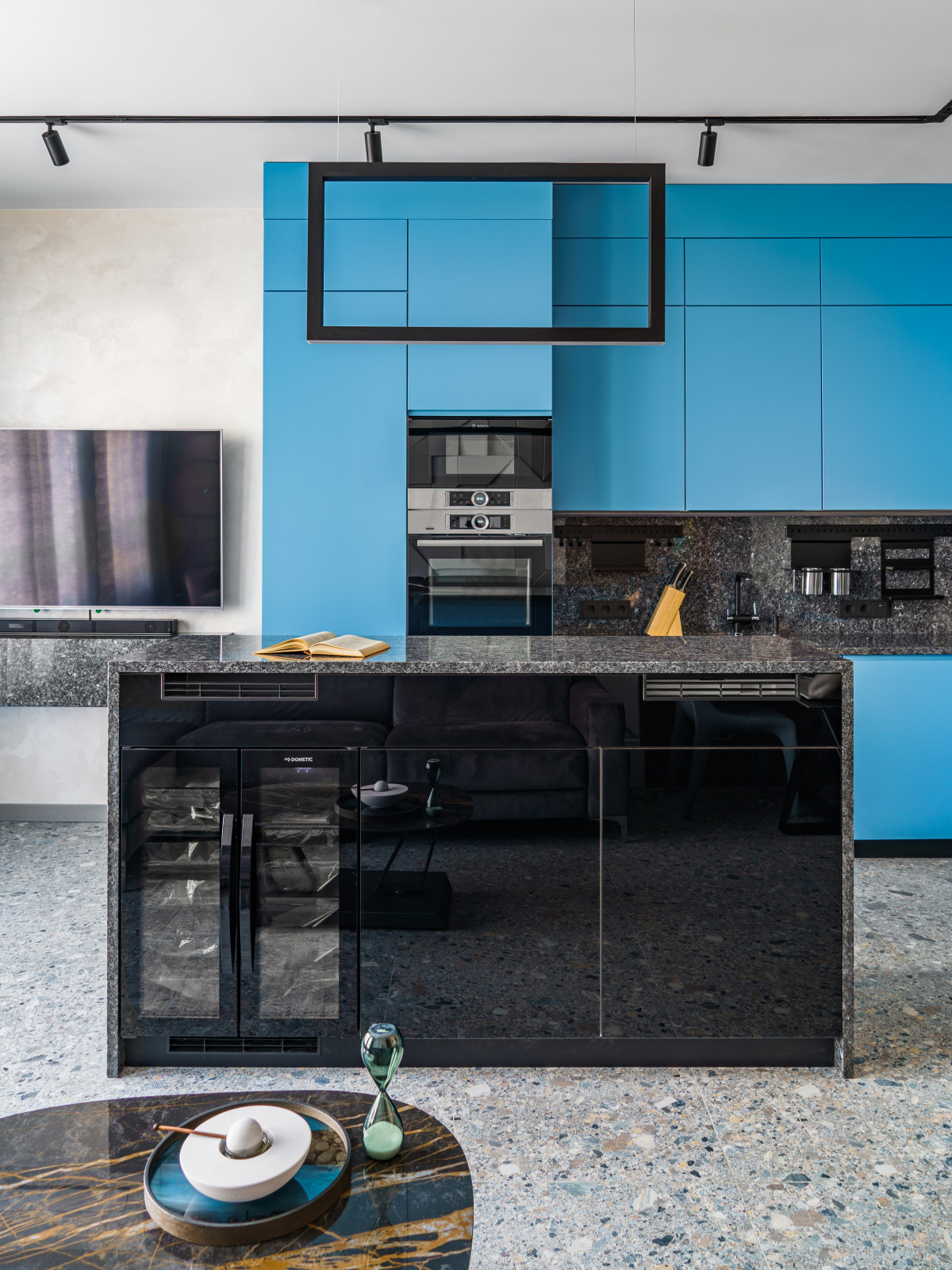 Houzz тур: Интерьер с кухней в любимом цвете заказчицы