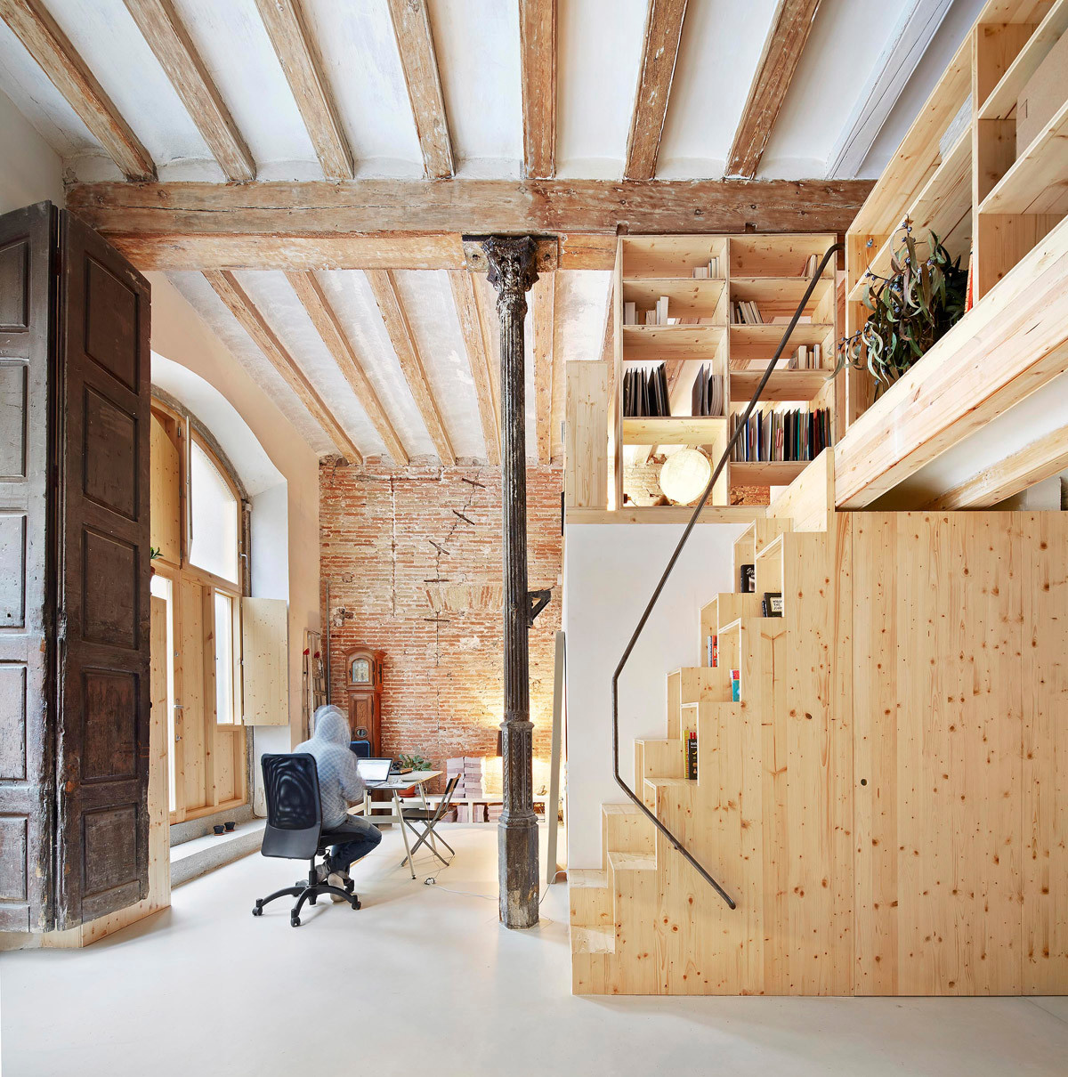 Houzz Испания: Просторный дом на месте гаража и... курятника