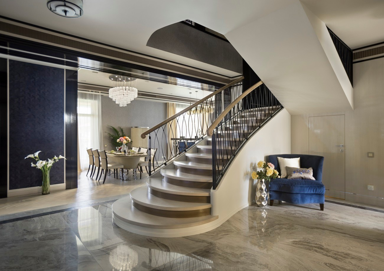 Houzz тур: Интерьер загородного дома с элементами ар деко