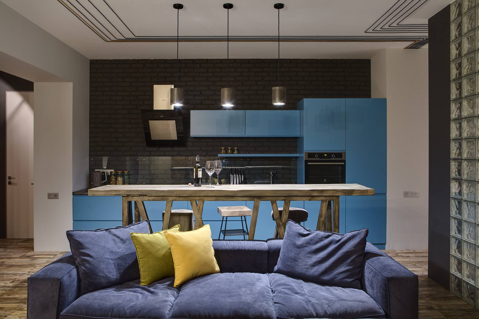 Houzz Украина: Квартира с элементами лофта для молодой хозяйки