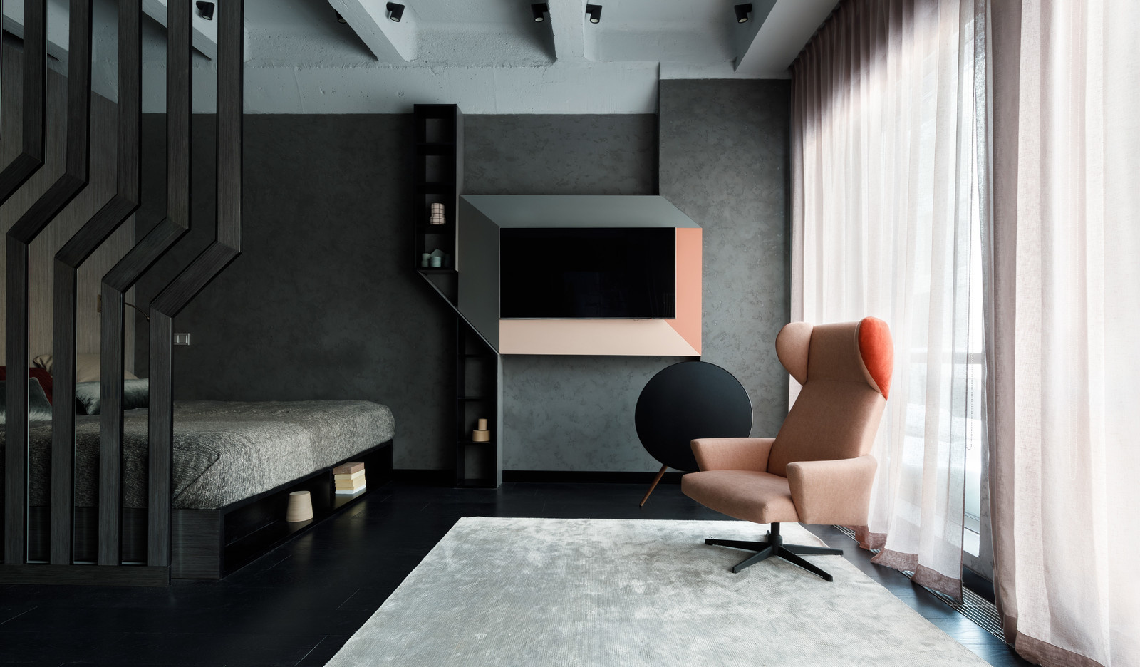 Houzz тур: 40 кв.м — студия в тёмных тонах