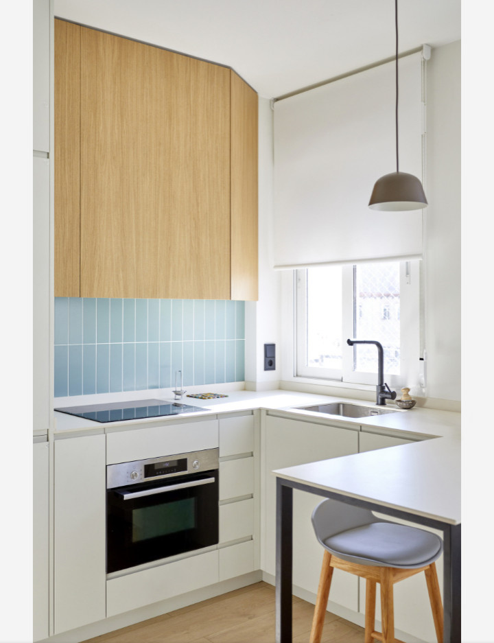 Houzz тур: 31 кв.м — квартира с «гнездом» для кота