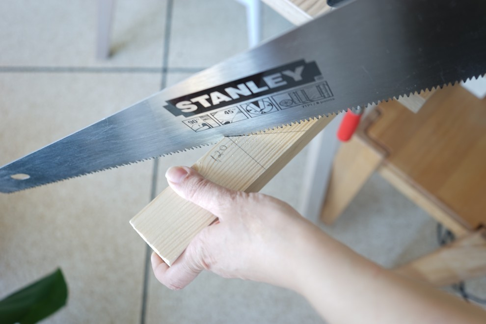 Своими руками: Как сделать кровать-домик для ребенка