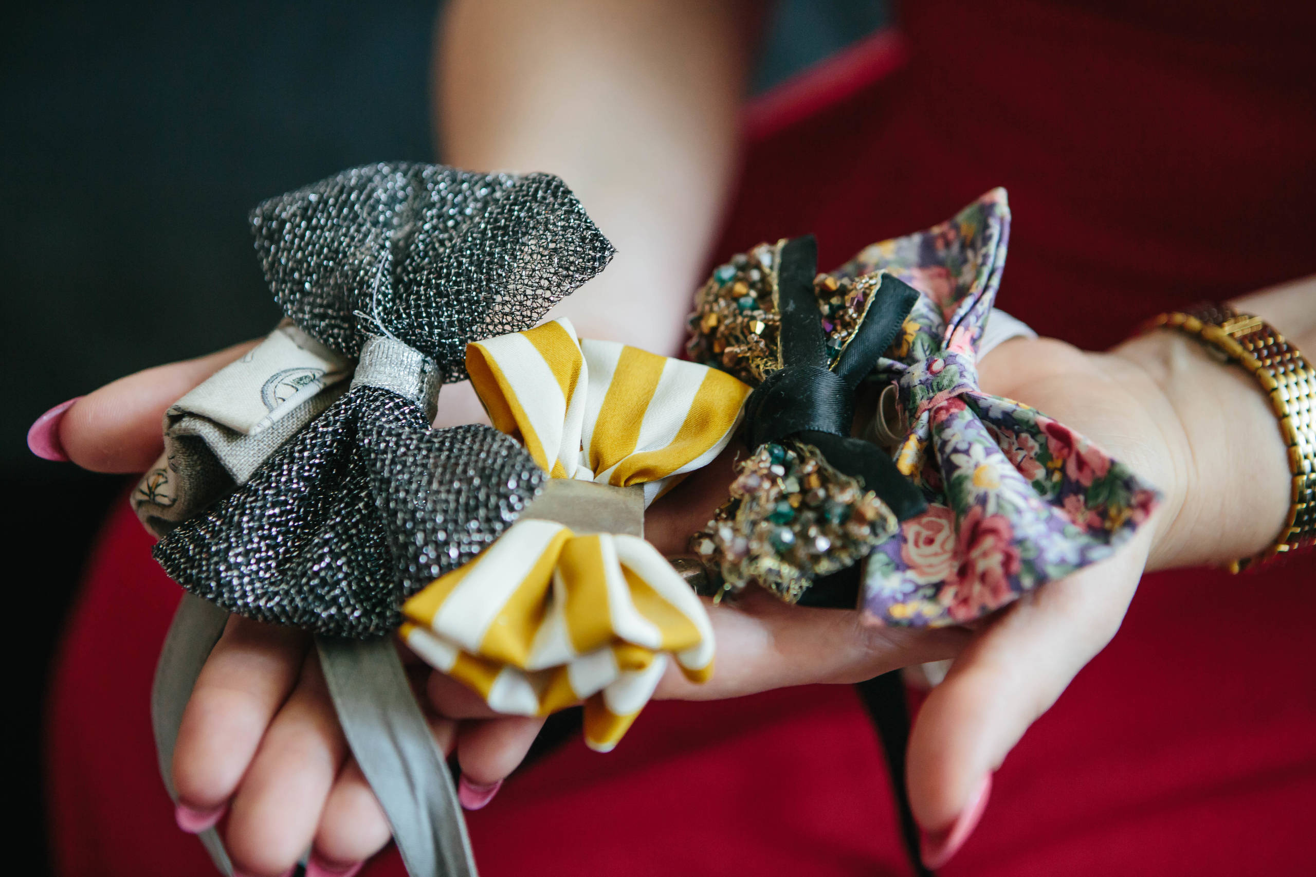 В гостях: Красная хрущевка с роялем на стене