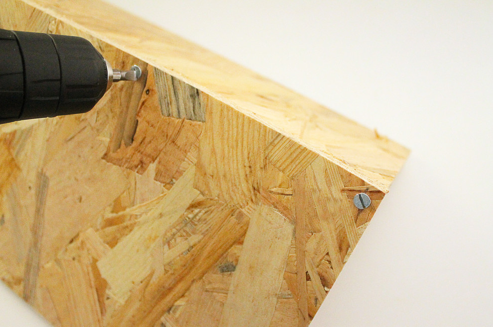 Своими руками: Подвесная полка для цветов из ОСБ