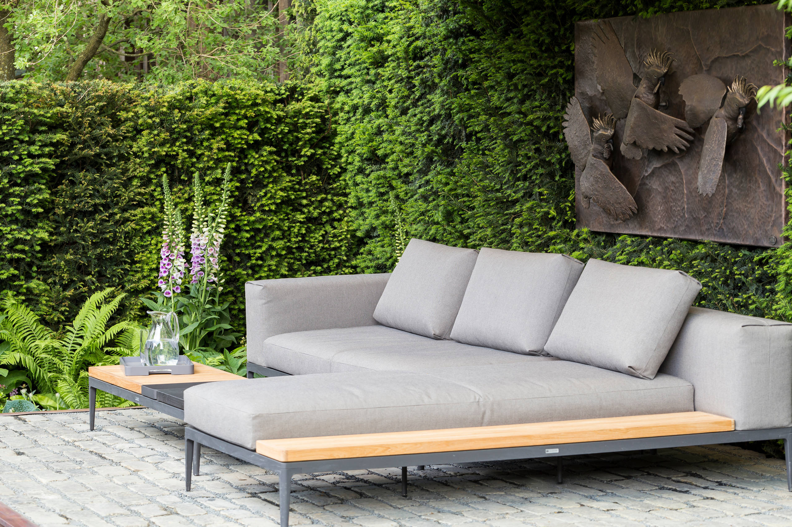 Выставка в Челси: Тихий оазис среди зарослей самшита